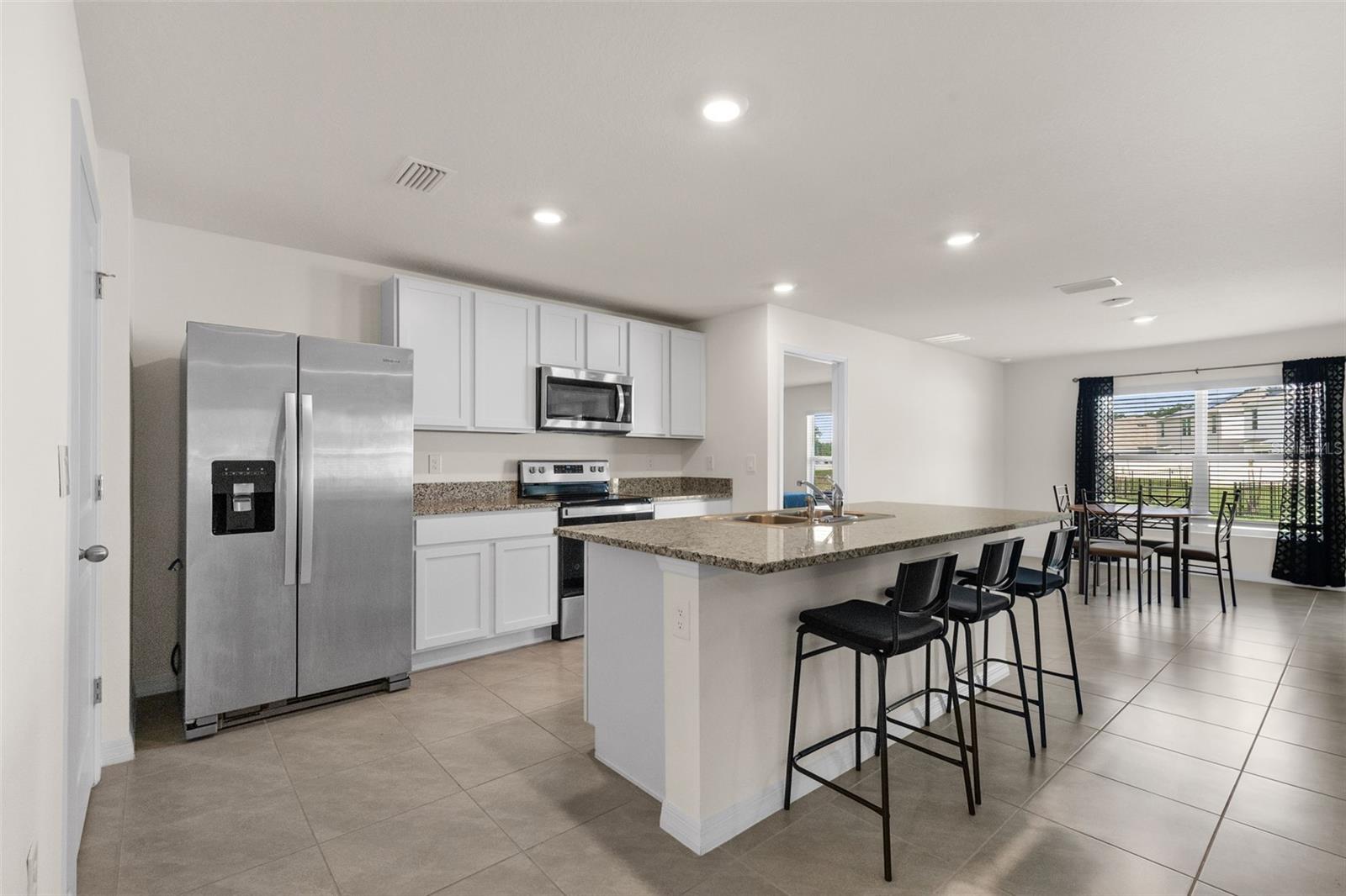 37207 SHARKS EYE LN, ZEPHYRHILLS, FL, 33541