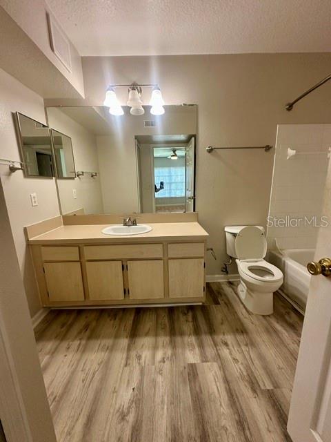 725 CREST PINES DR #426, ORLANDO, FL, 32828