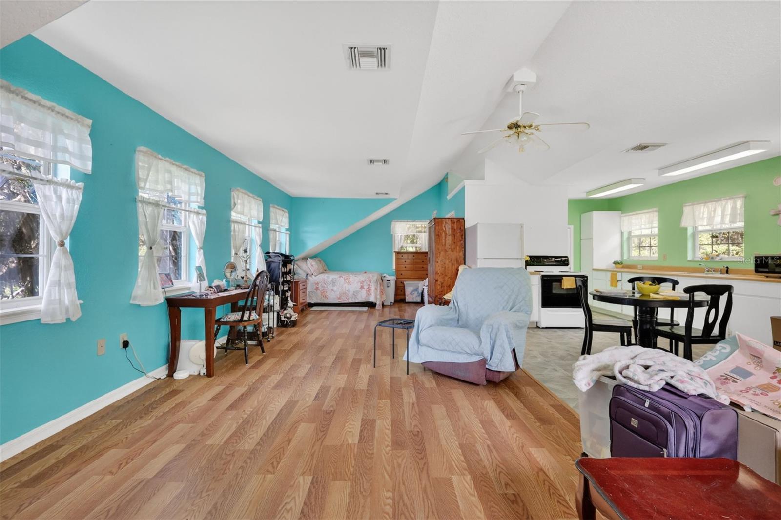 493 MALAUKA LOOP, OCKLAWAHA, FL, 32179
