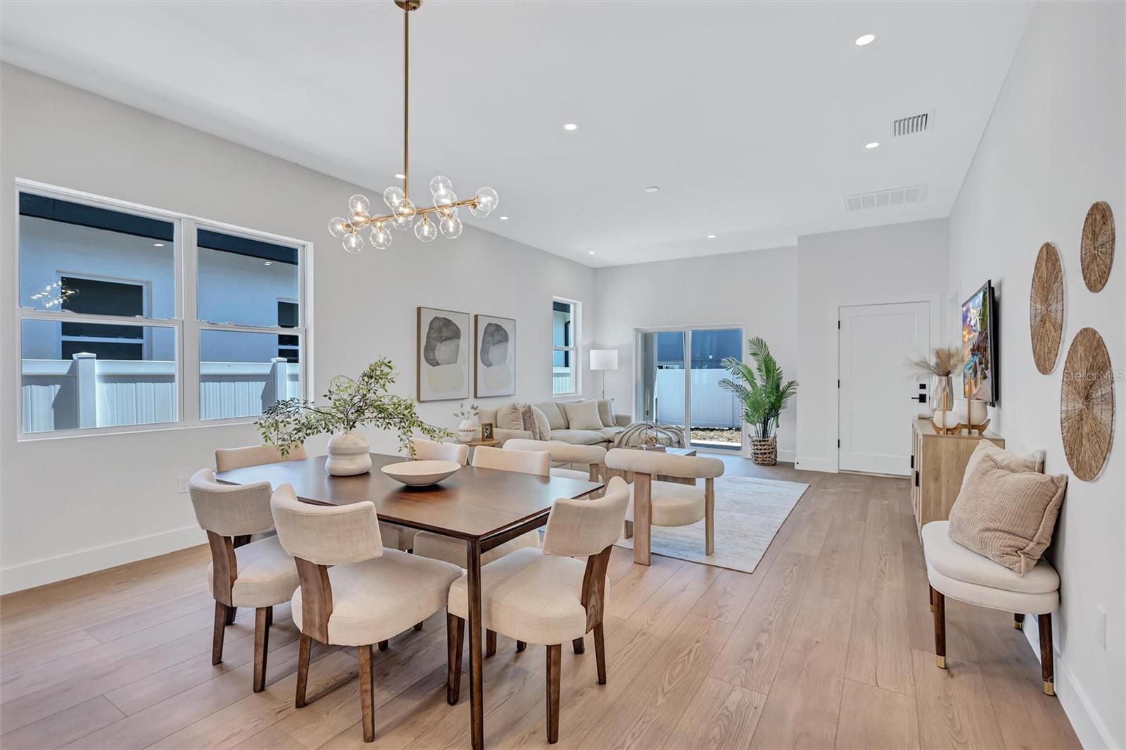 3109 QUEEN ST N, ST PETERSBURG, FL, 33713