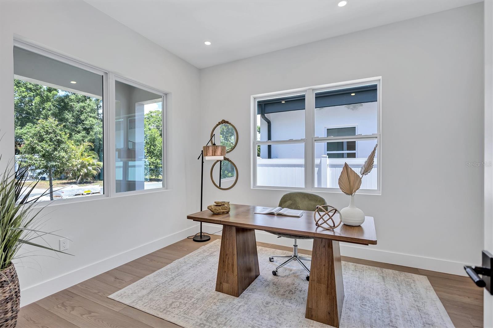 3109 QUEEN ST N, ST PETERSBURG, FL, 33713