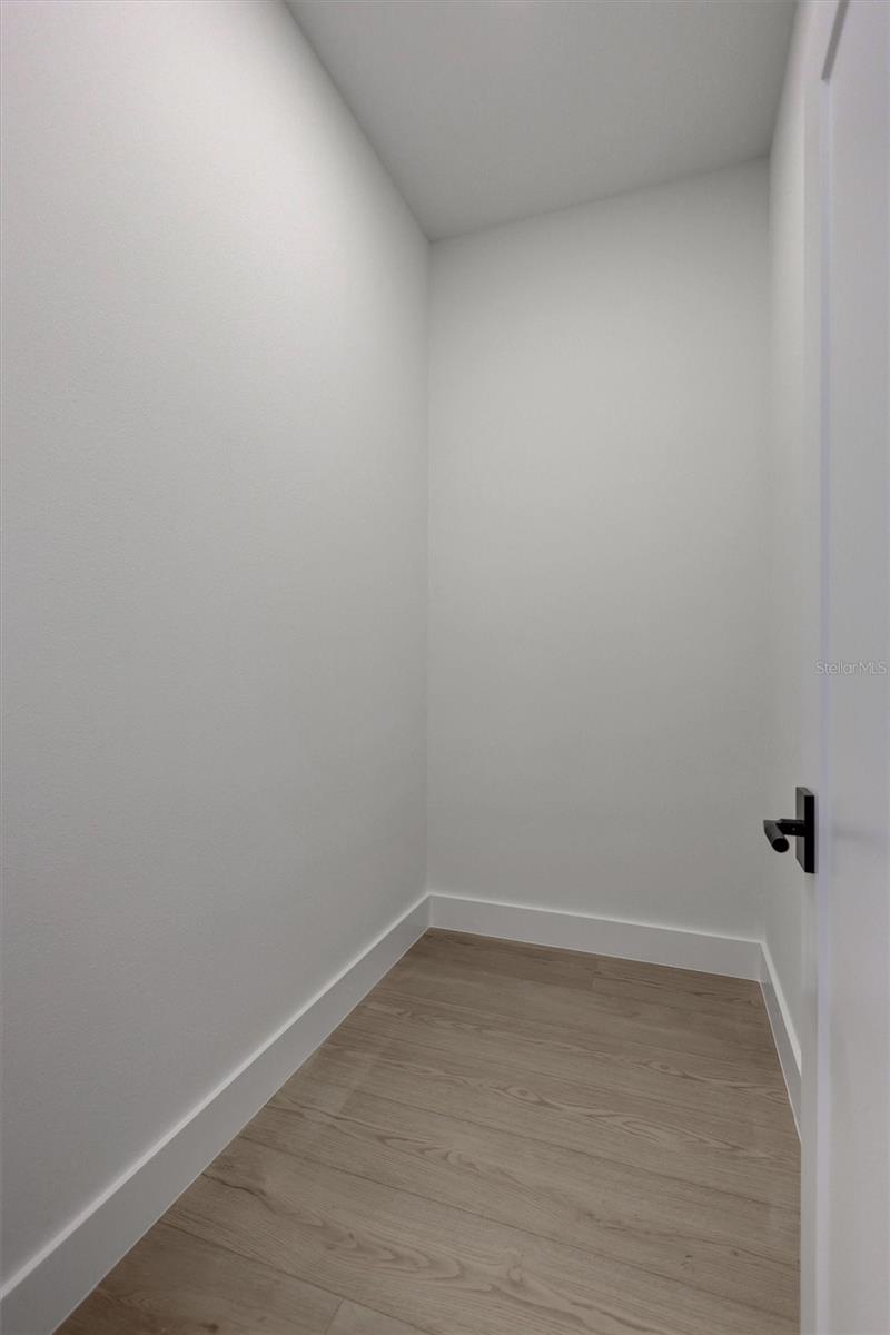 3109 QUEEN ST N, ST PETERSBURG, FL, 33713