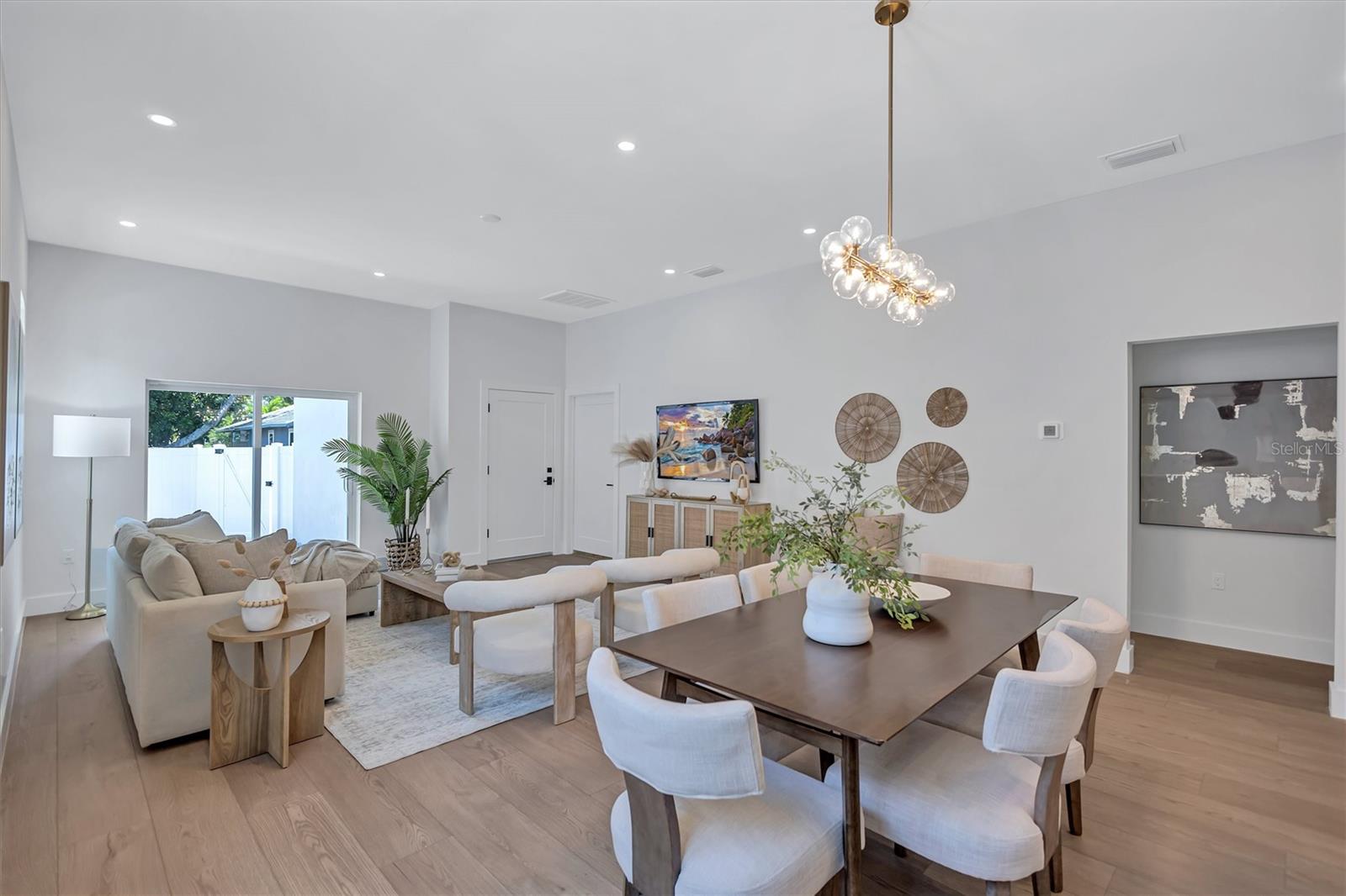 3109 QUEEN ST N, ST PETERSBURG, FL, 33713