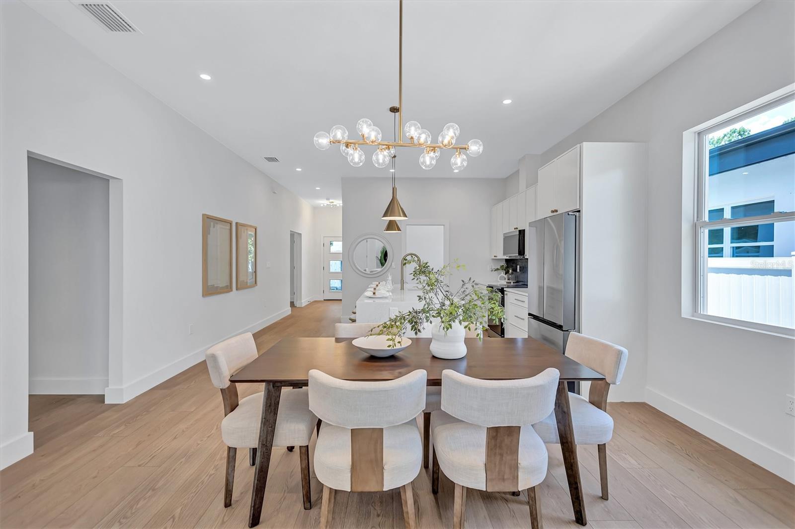 3109 QUEEN ST N, ST PETERSBURG, FL, 33713