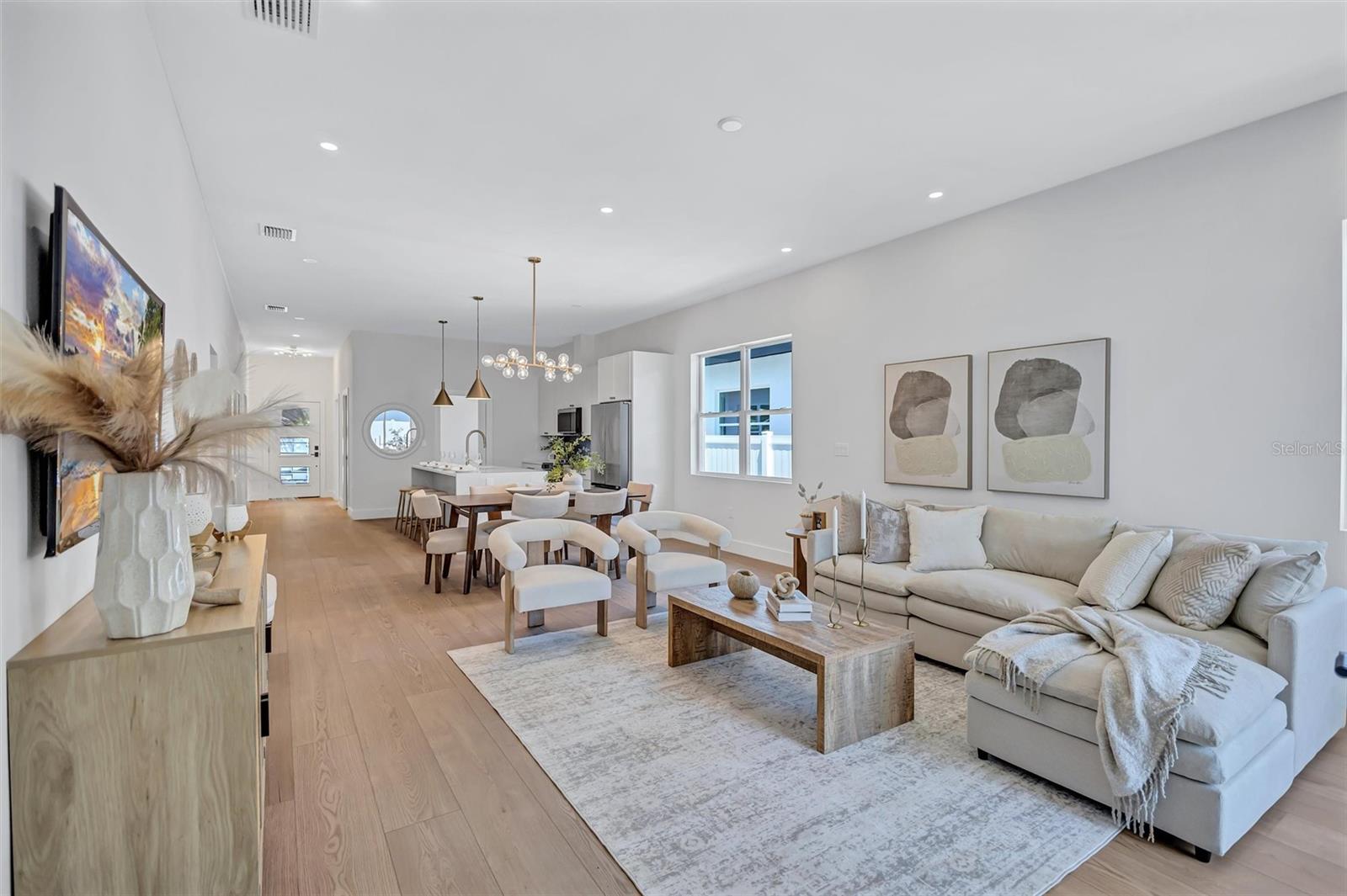 3109 QUEEN ST N, ST PETERSBURG, FL, 33713