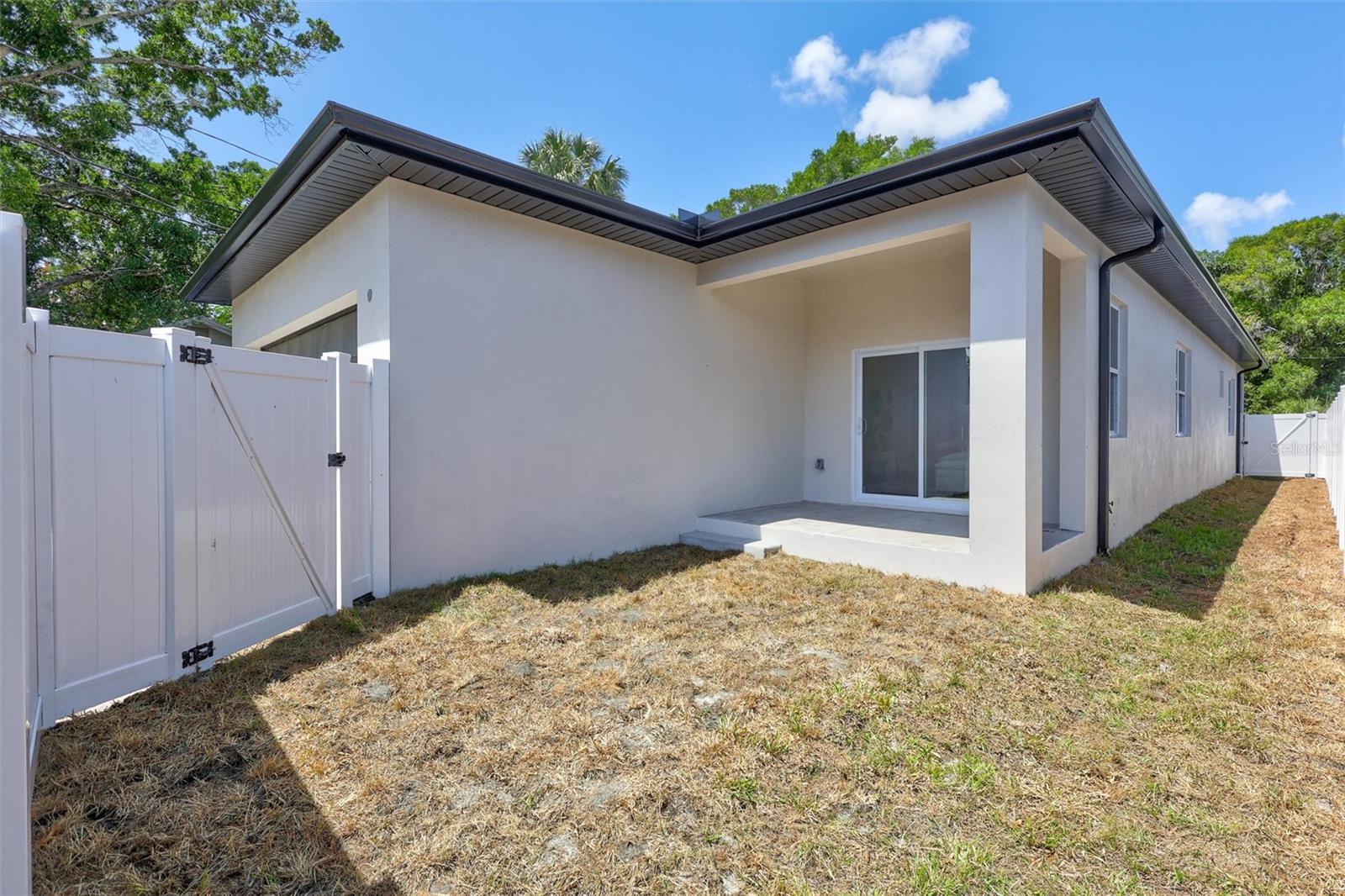3109 QUEEN ST N, ST PETERSBURG, FL, 33713