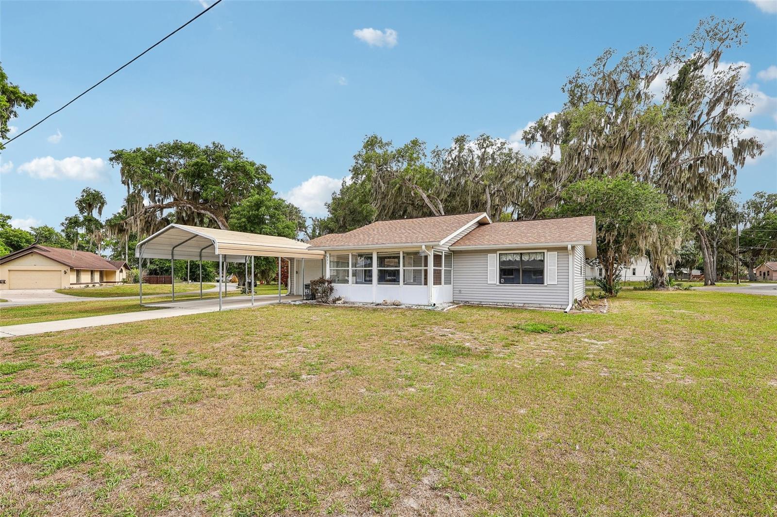 931 CR 457A, LAKE PANASOFFKEE, FL, 33538