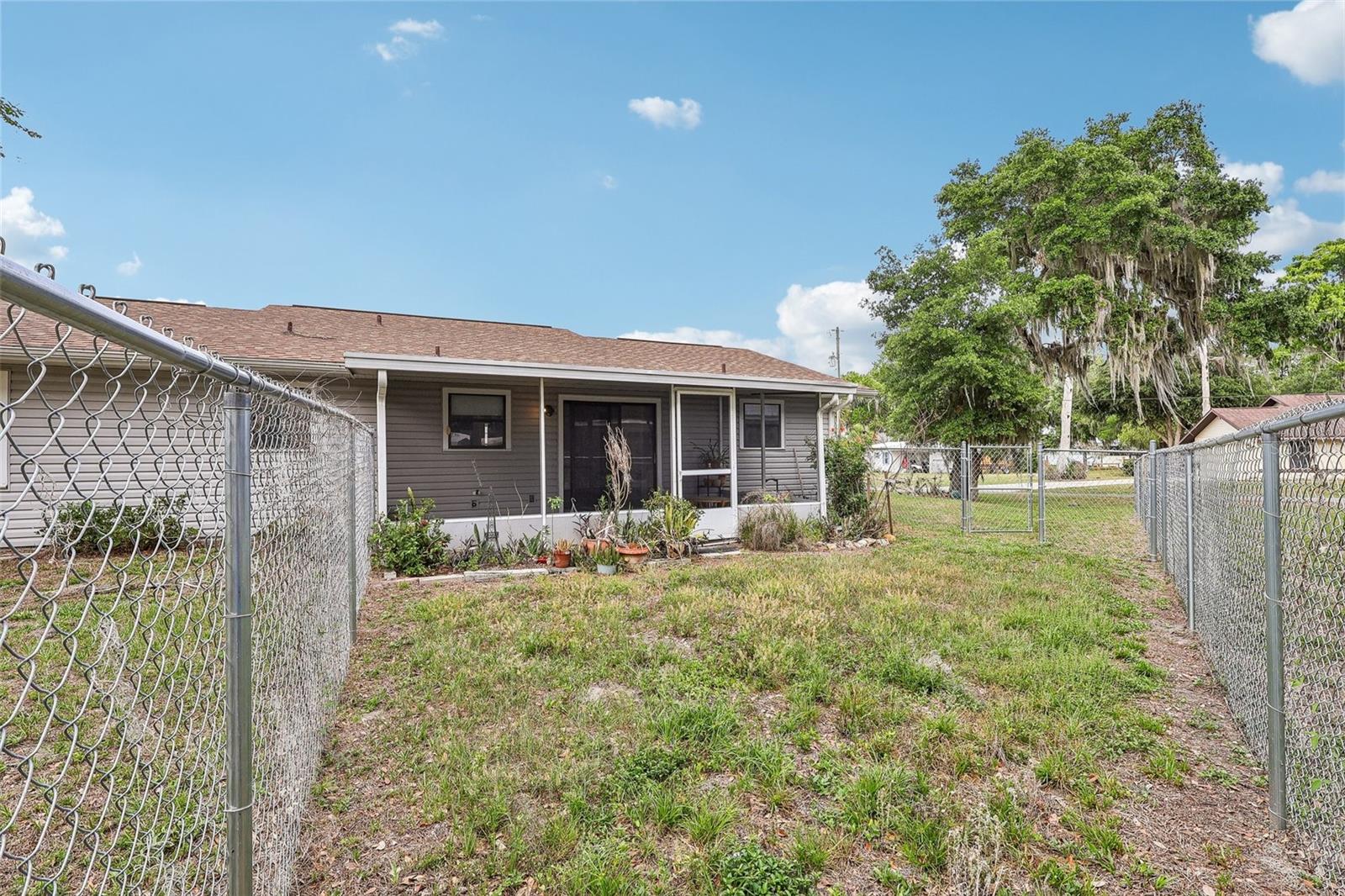 931 CR 457A, LAKE PANASOFFKEE, FL, 33538