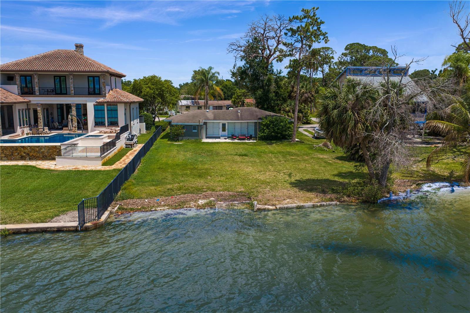 506 SHORE DR E, OLDSMAR, FL, 34677