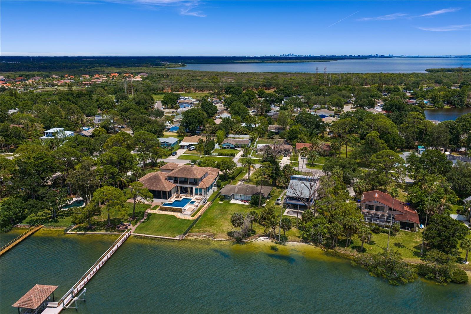 506 SHORE DR E, OLDSMAR, FL, 34677