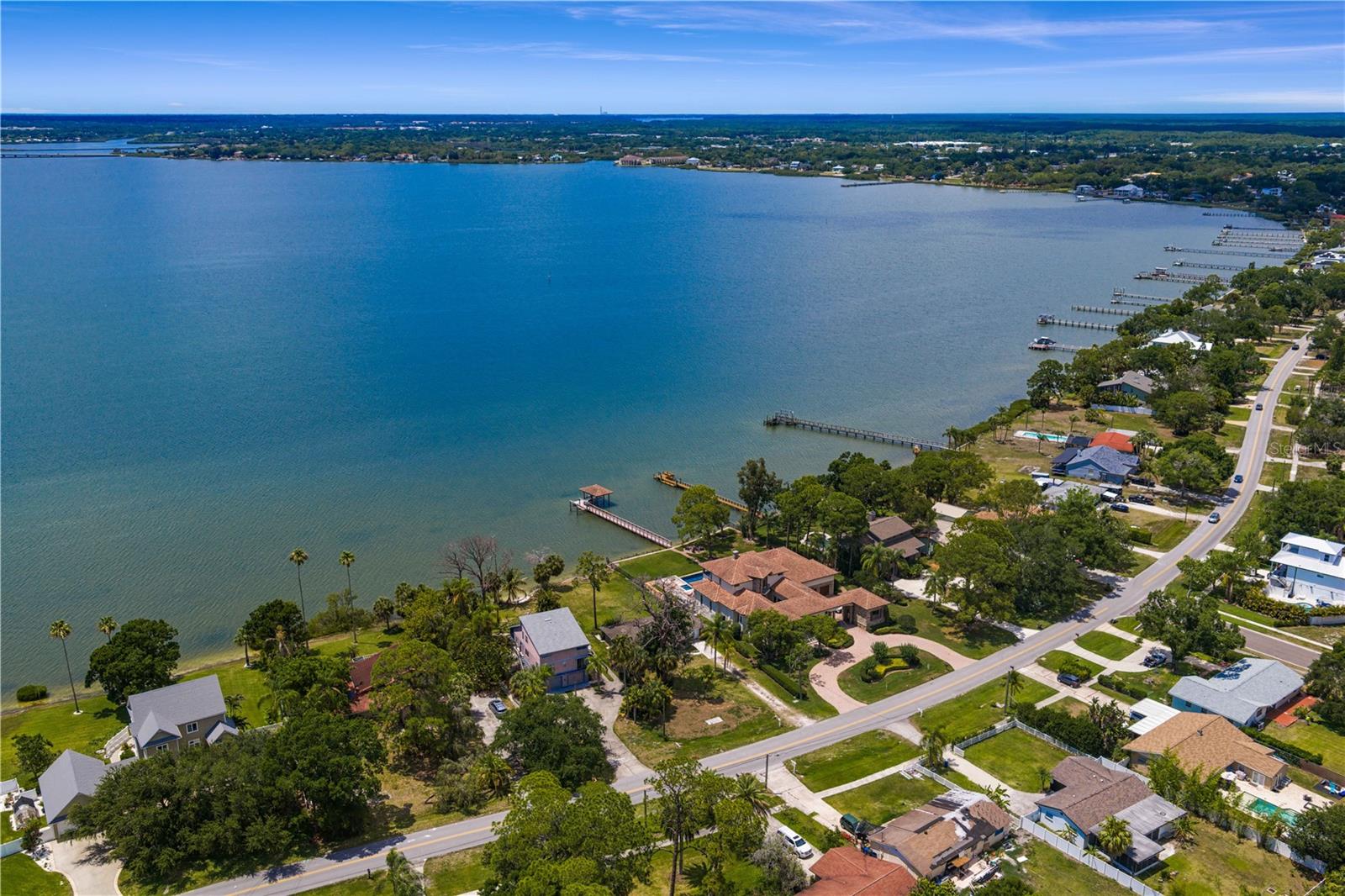 506 SHORE DR E, OLDSMAR, FL, 34677