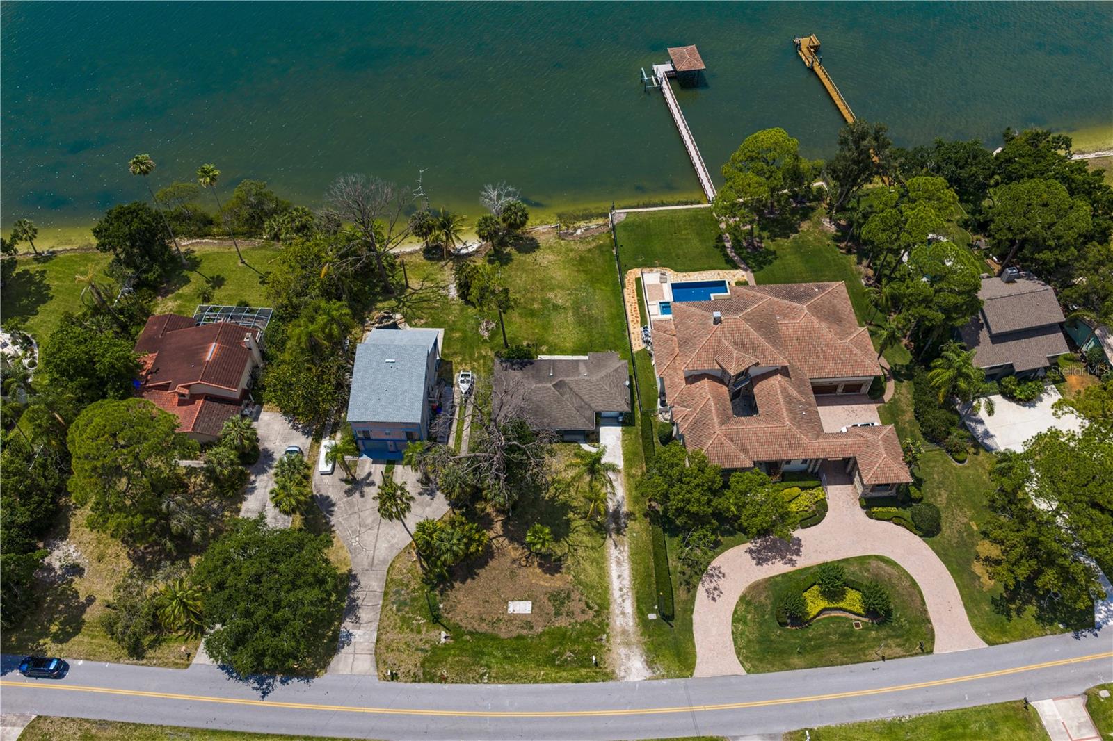 506 SHORE DR E, OLDSMAR, FL, 34677