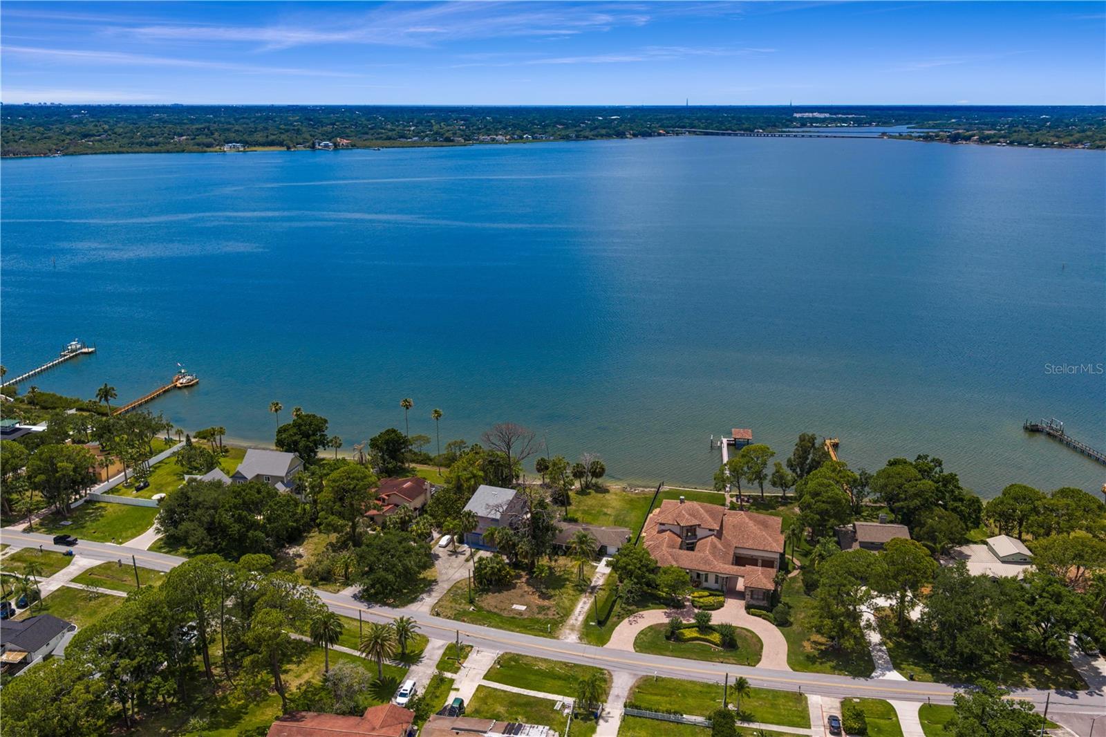 506 SHORE DR E, OLDSMAR, FL, 34677