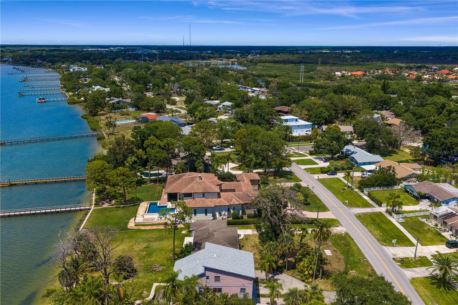 506 SHORE DR E, OLDSMAR, FL, 34677