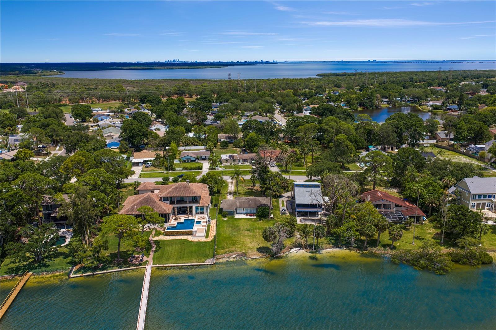 506 SHORE DR E, OLDSMAR, FL, 34677