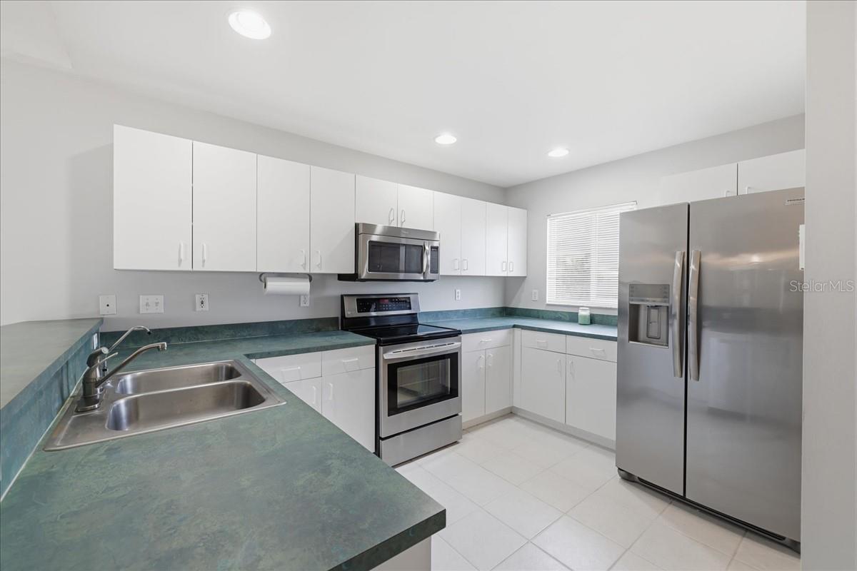 2245 SW 1ST TER, CAPE CORAL, FL, 33991