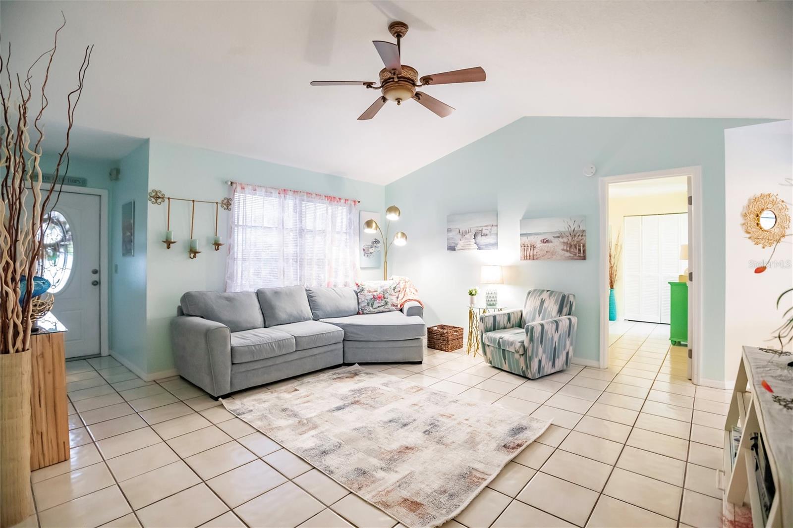 335 HARBOR BLVD, PORT CHARLOTTE, FL, 33954