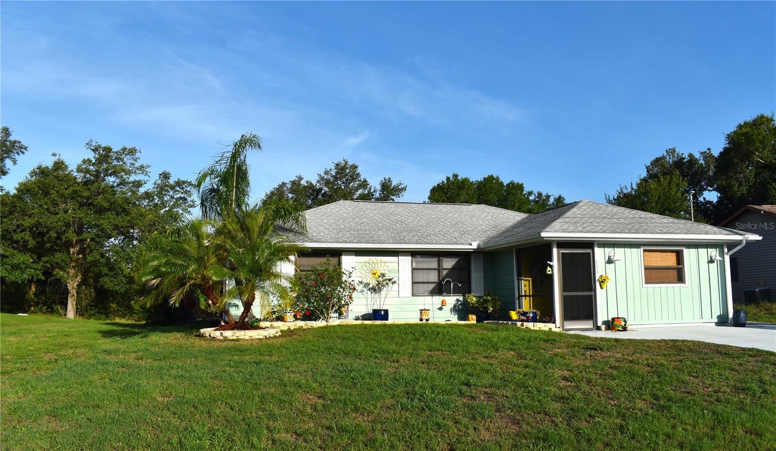 335 HARBOR BLVD, PORT CHARLOTTE, FL, 33954