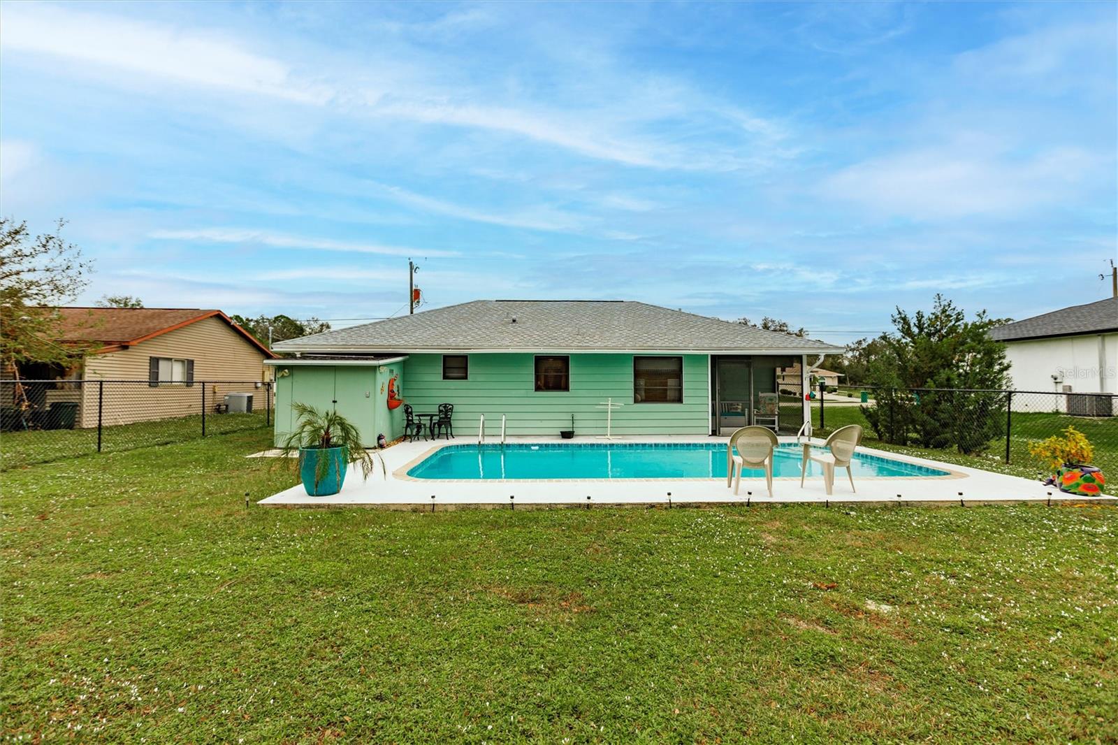335 HARBOR BLVD, PORT CHARLOTTE, FL, 33954