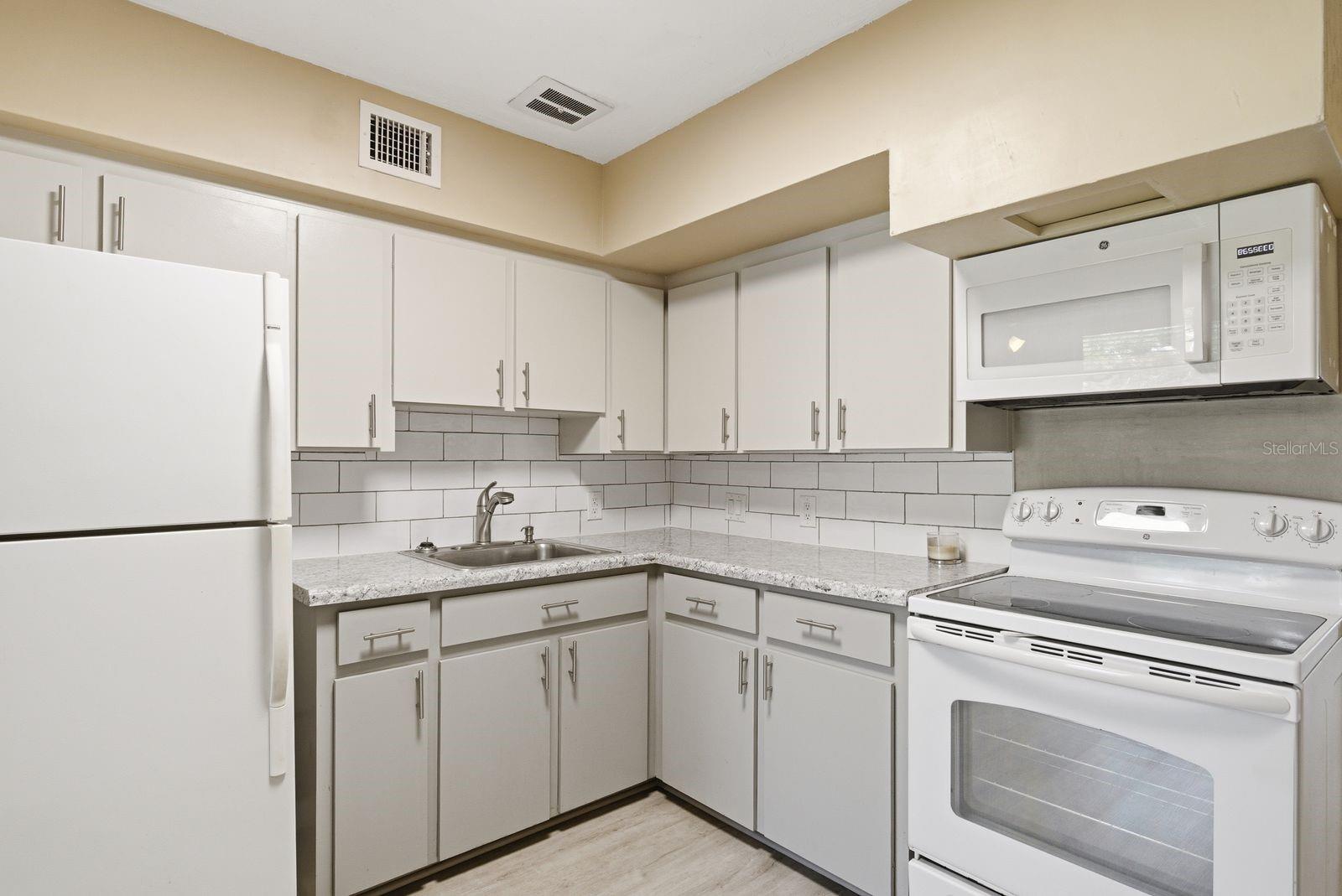 2451 CANADIAN WAY #31, CLEARWATER, FL, 33763