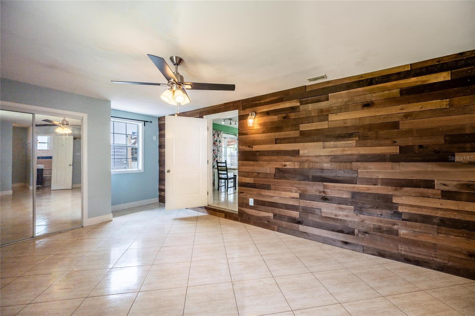 251 PINE TREE DR, CASSELBERRY, FL, 32707