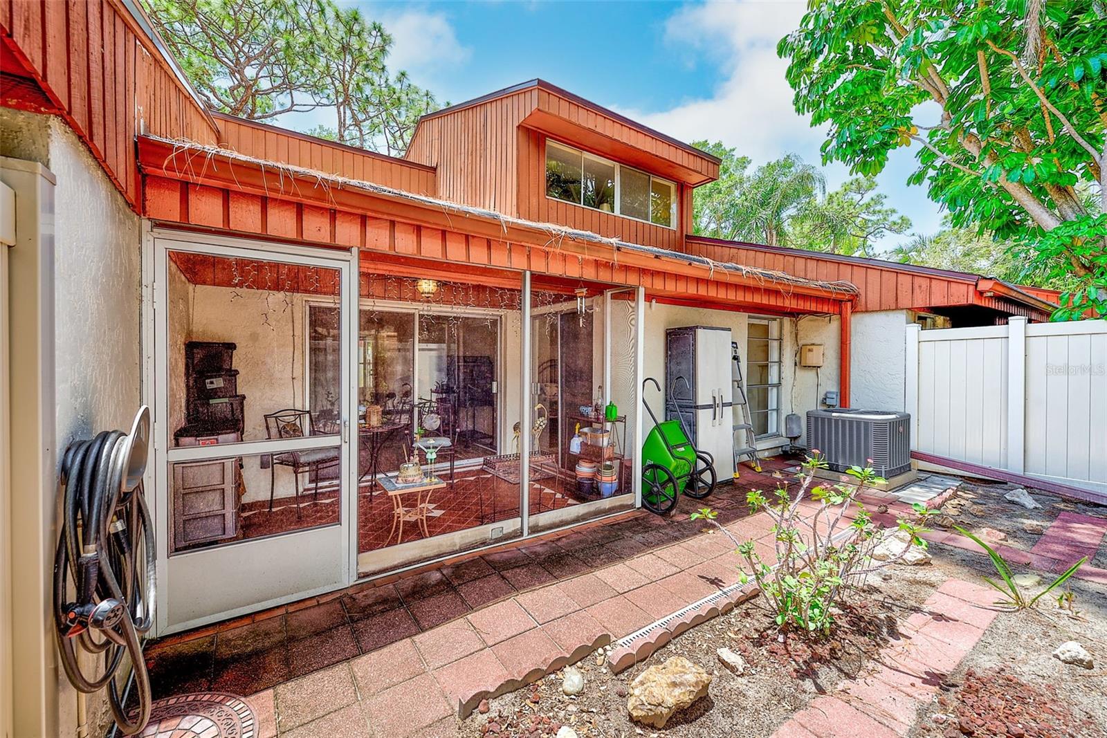 2064 SUNSET POINT RD #73, CLEARWATER, FL, 33765