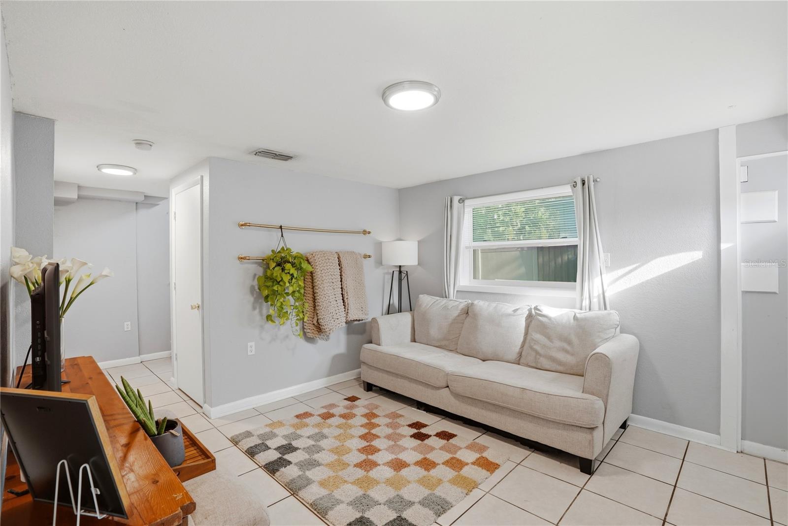 1011 14TH ST N, ST PETERSBURG, FL, 33705