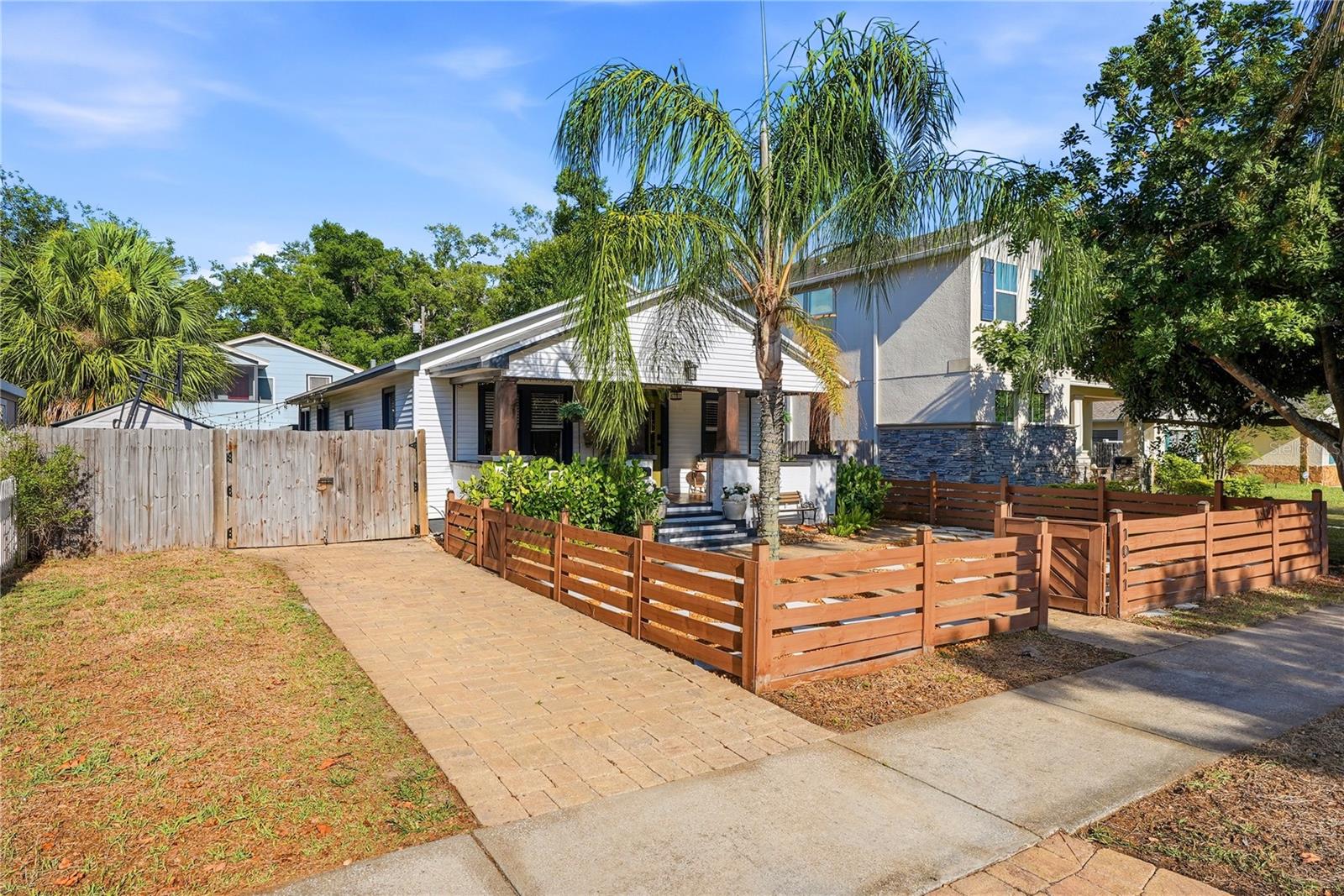 1011 14TH ST N, ST PETERSBURG, FL, 33705
