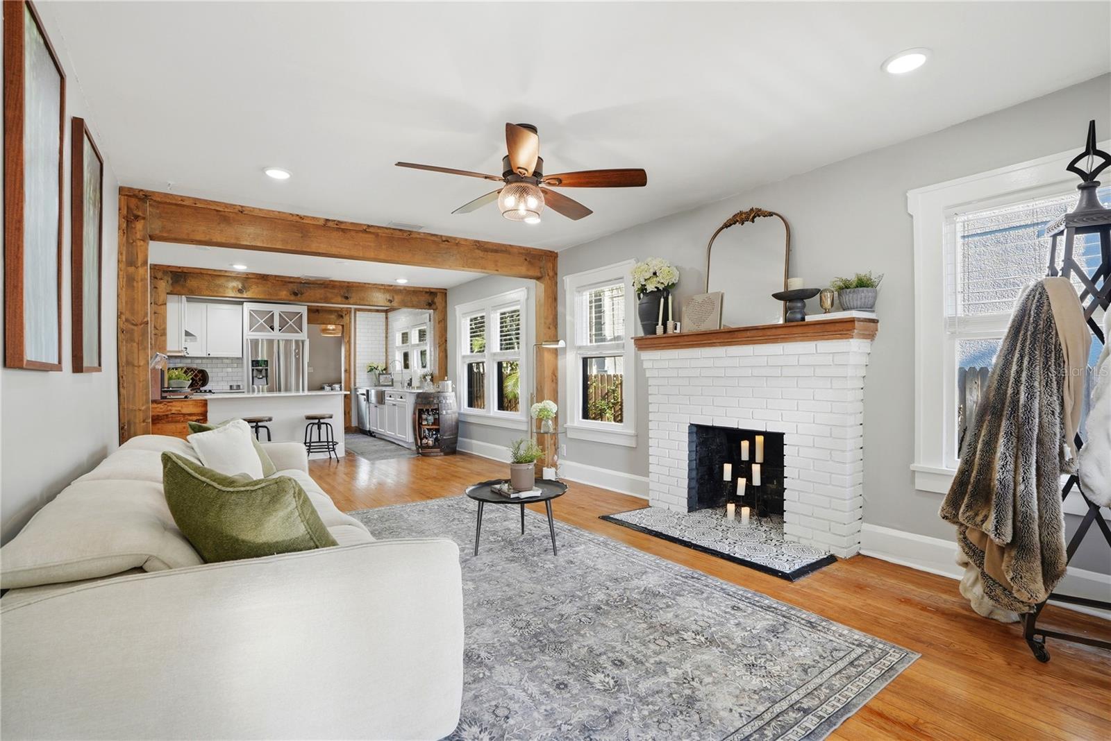 1011 14TH ST N, ST PETERSBURG, FL, 33705