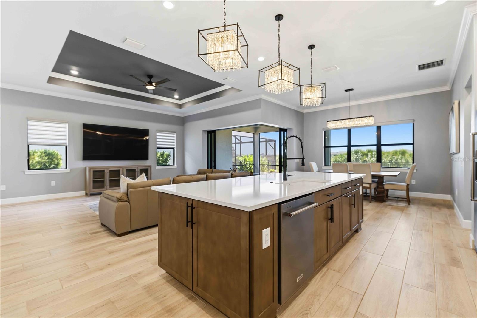 6075 SAWGRASS LAKE CT, NOKOMIS, FL, 34275