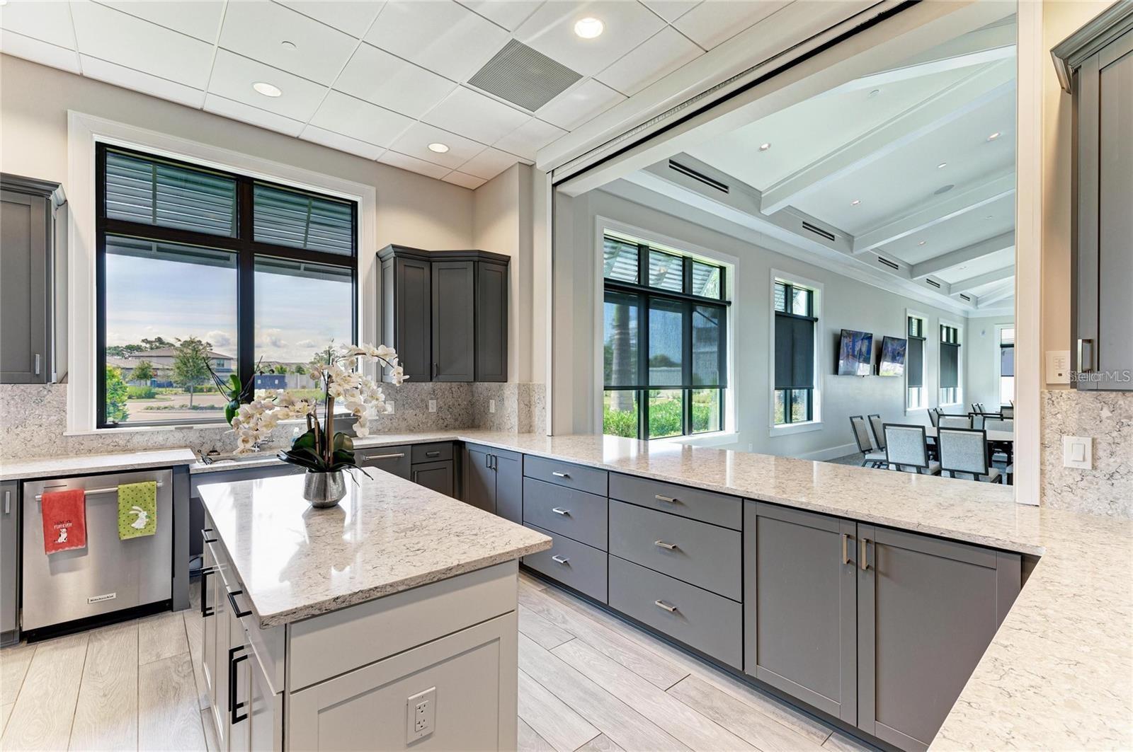 6075 SAWGRASS LAKE CT, NOKOMIS, FL, 34275