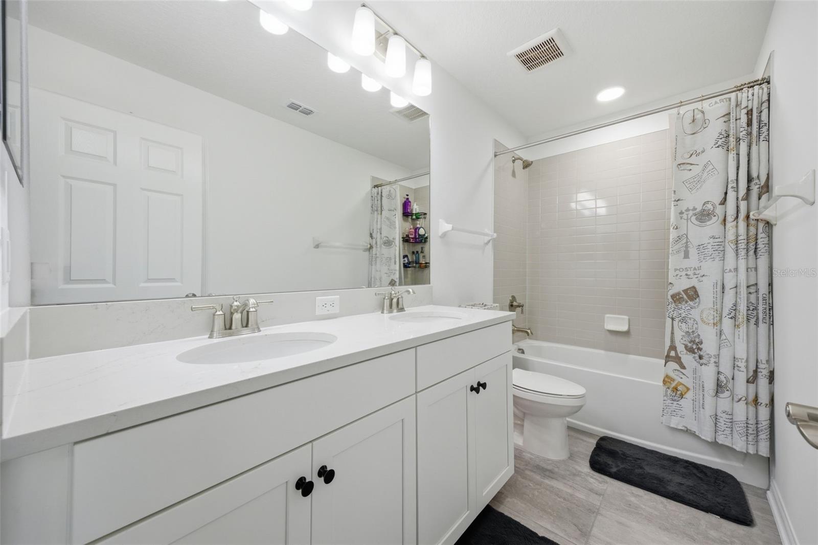 7792 NOTCHED PINE BND, WESLEY CHAPEL, FL, 33545