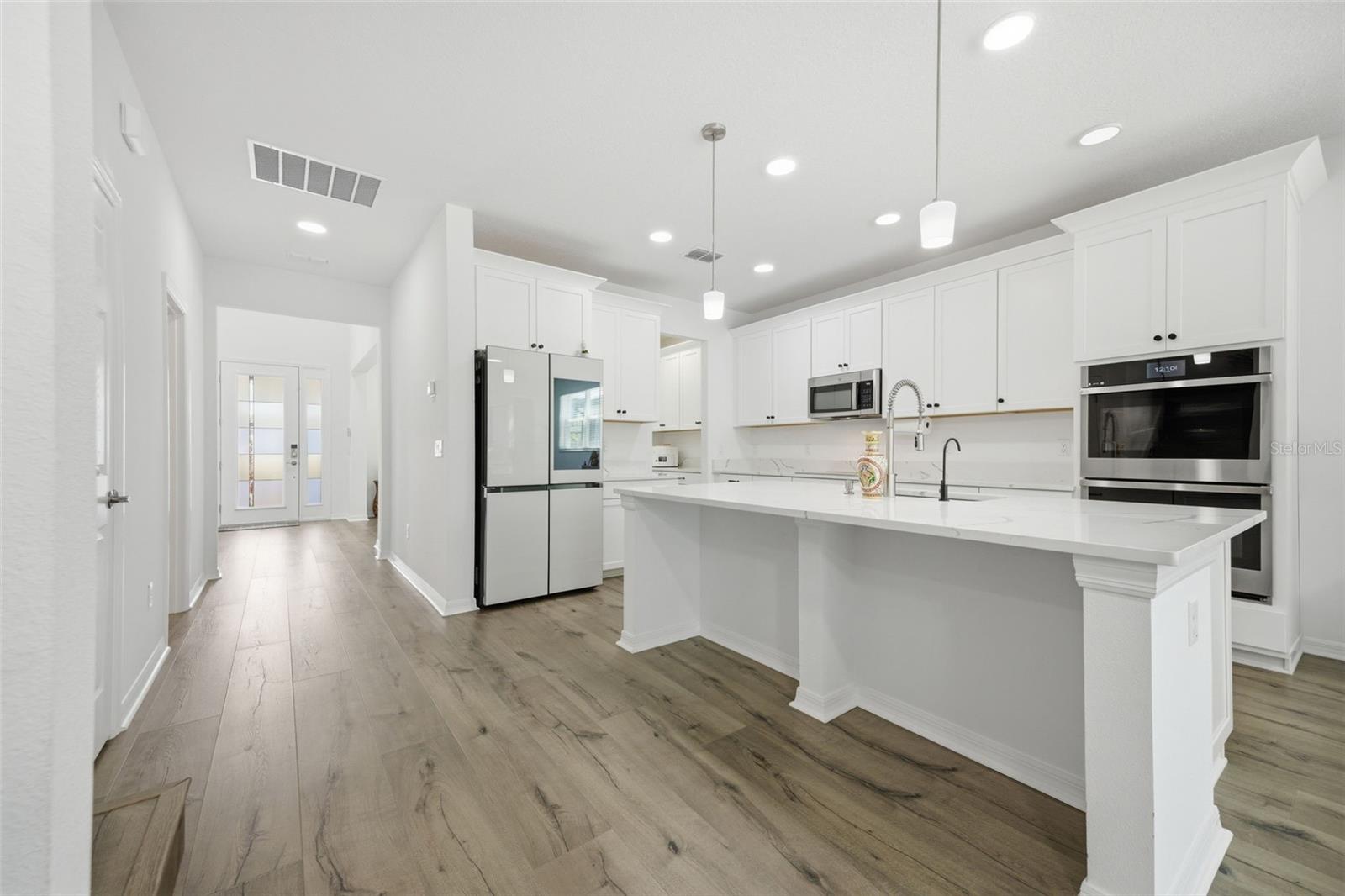 7792 NOTCHED PINE BND, WESLEY CHAPEL, FL, 33545