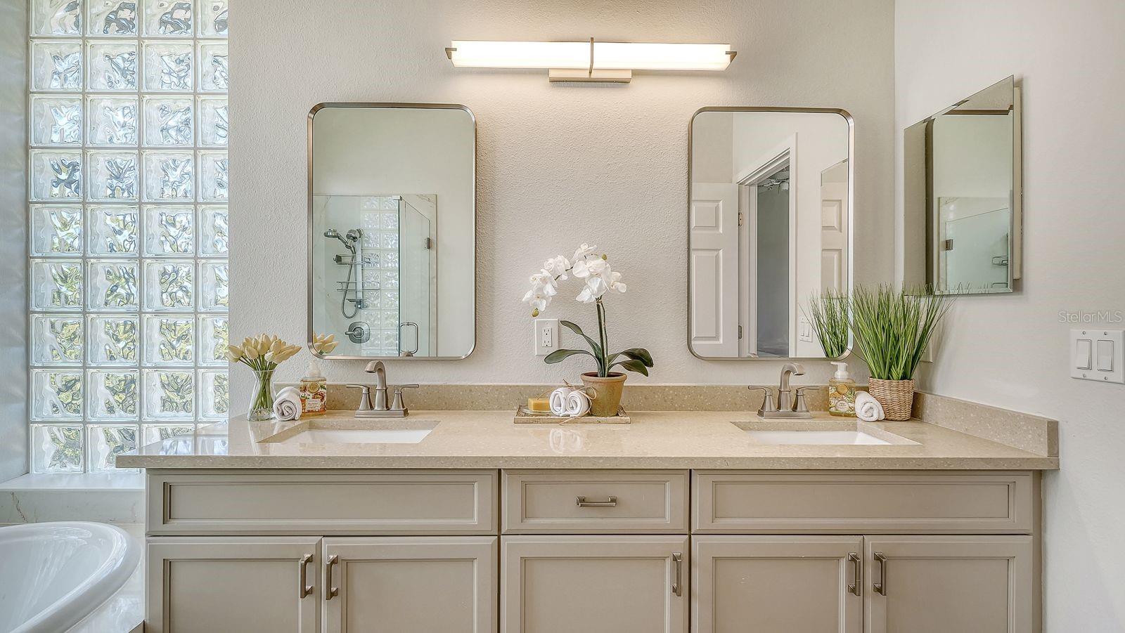 7823 HERITAGE CLASSIC CT, LAKEWOOD RANCH, FL, 34202