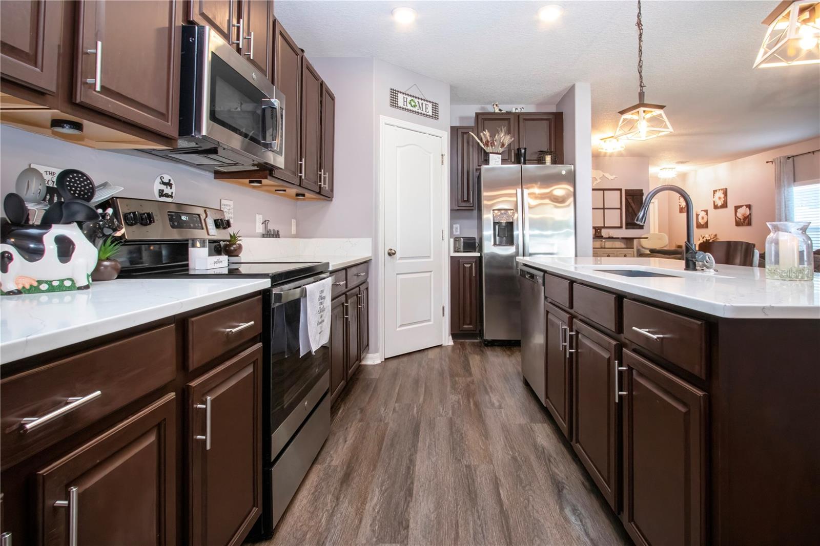 11330 VILLAS ON THE GREEN DR, RIVERVIEW, FL, 33579