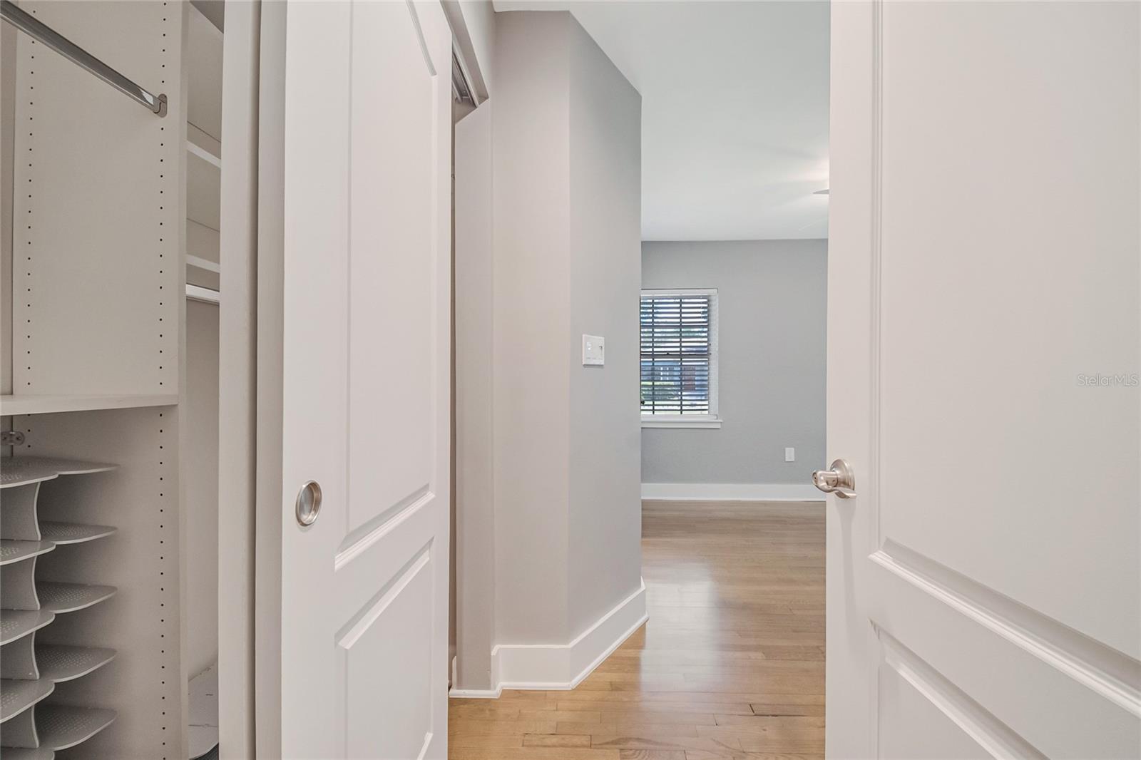 932 MAYFAIR CIR, ORLANDO, FL, 32803