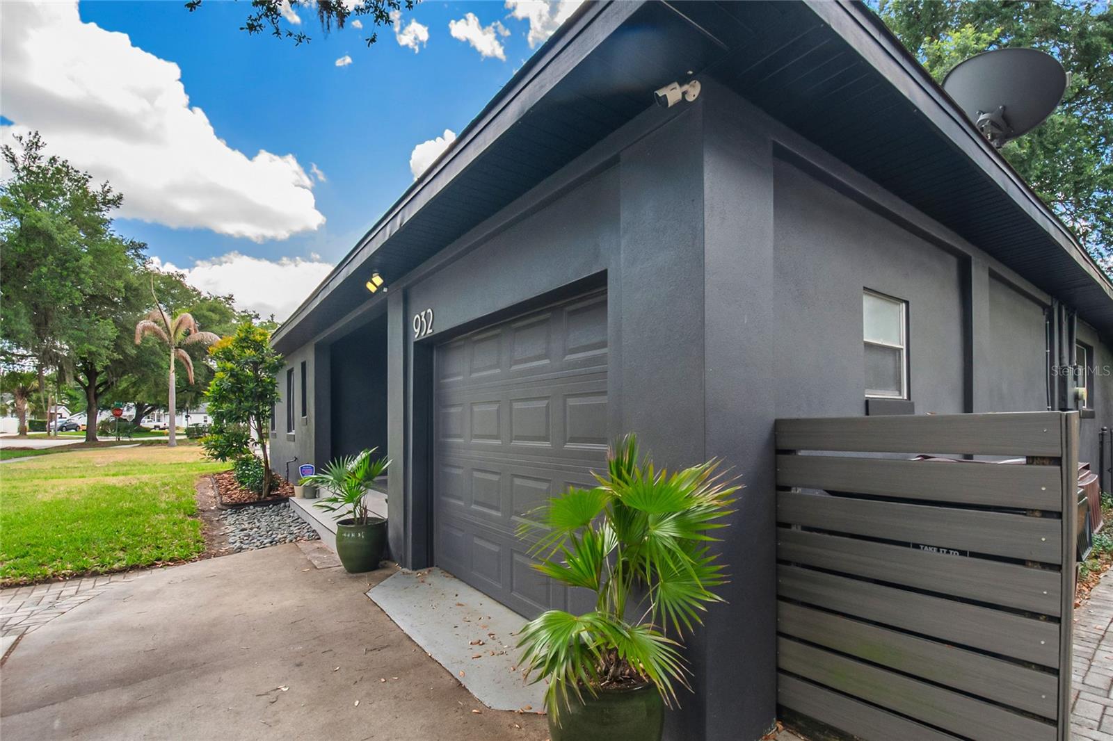 932 MAYFAIR CIR, ORLANDO, FL, 32803