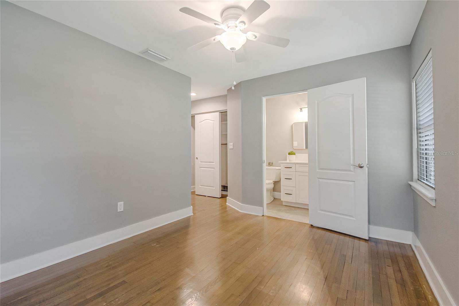 932 MAYFAIR CIR, ORLANDO, FL, 32803