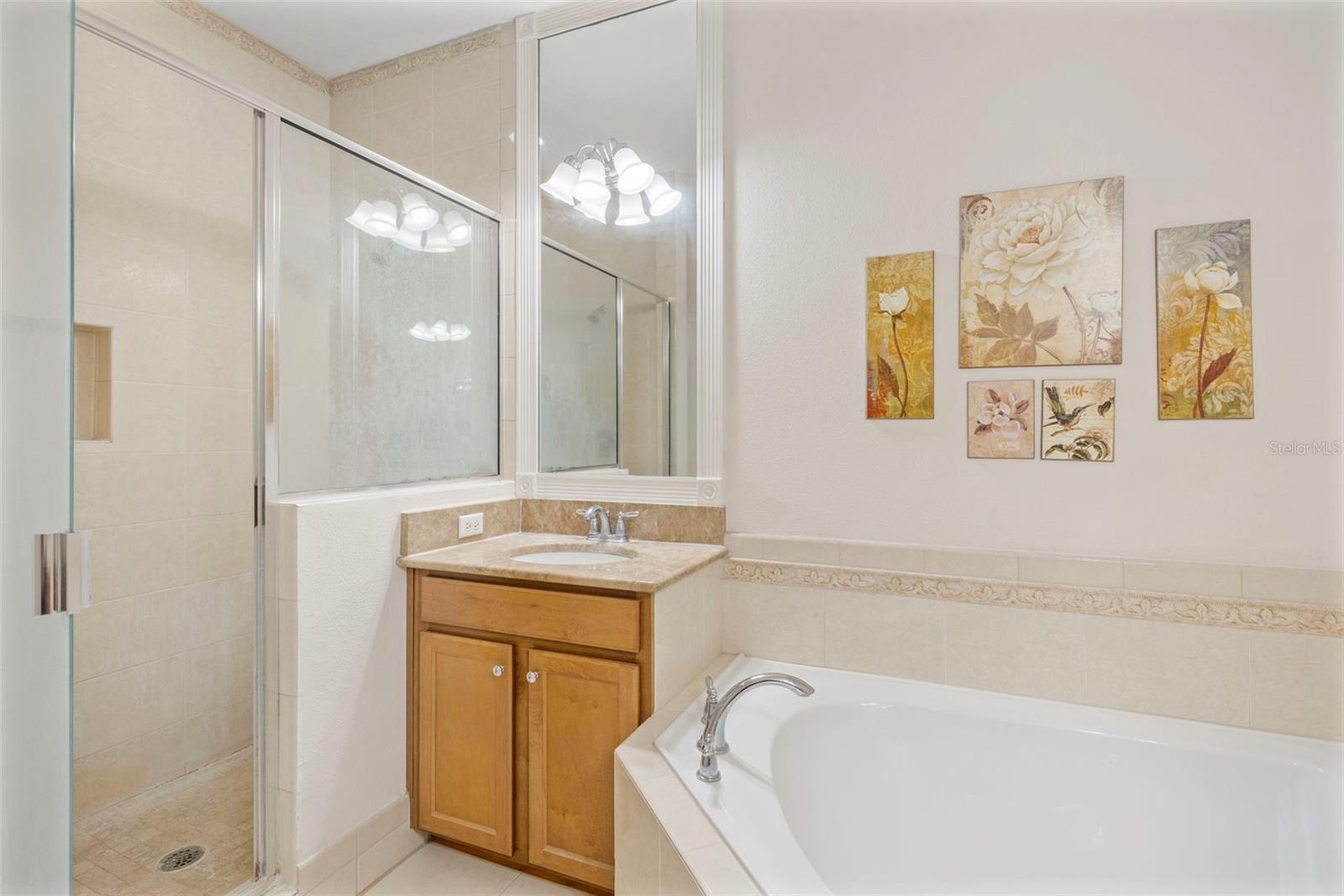 6528 HELMSLEY CIR, WINDERMERE, FL, 34786