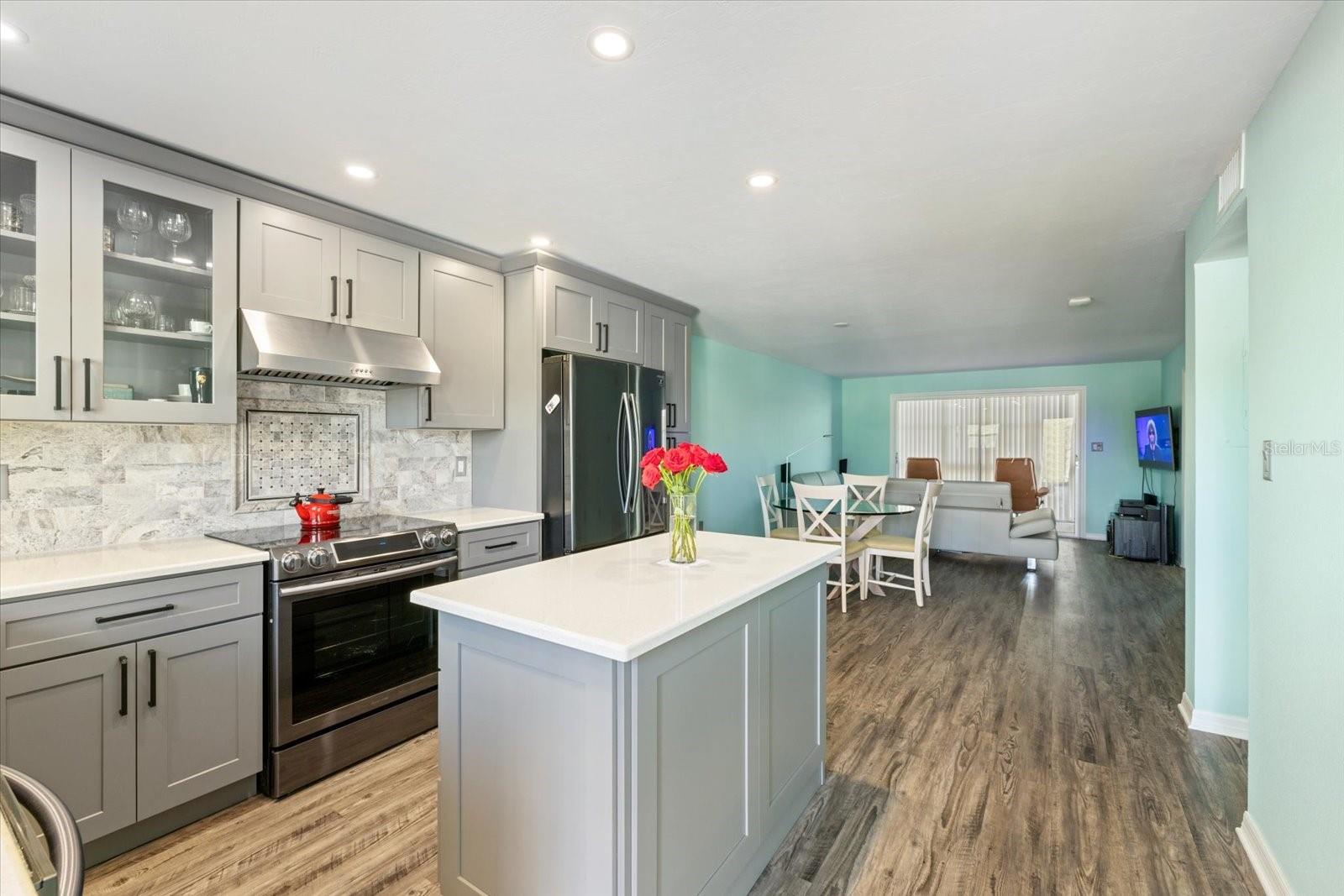 116 VISTA HERMOSA CIR #204C, SARASOTA, FL, 34242