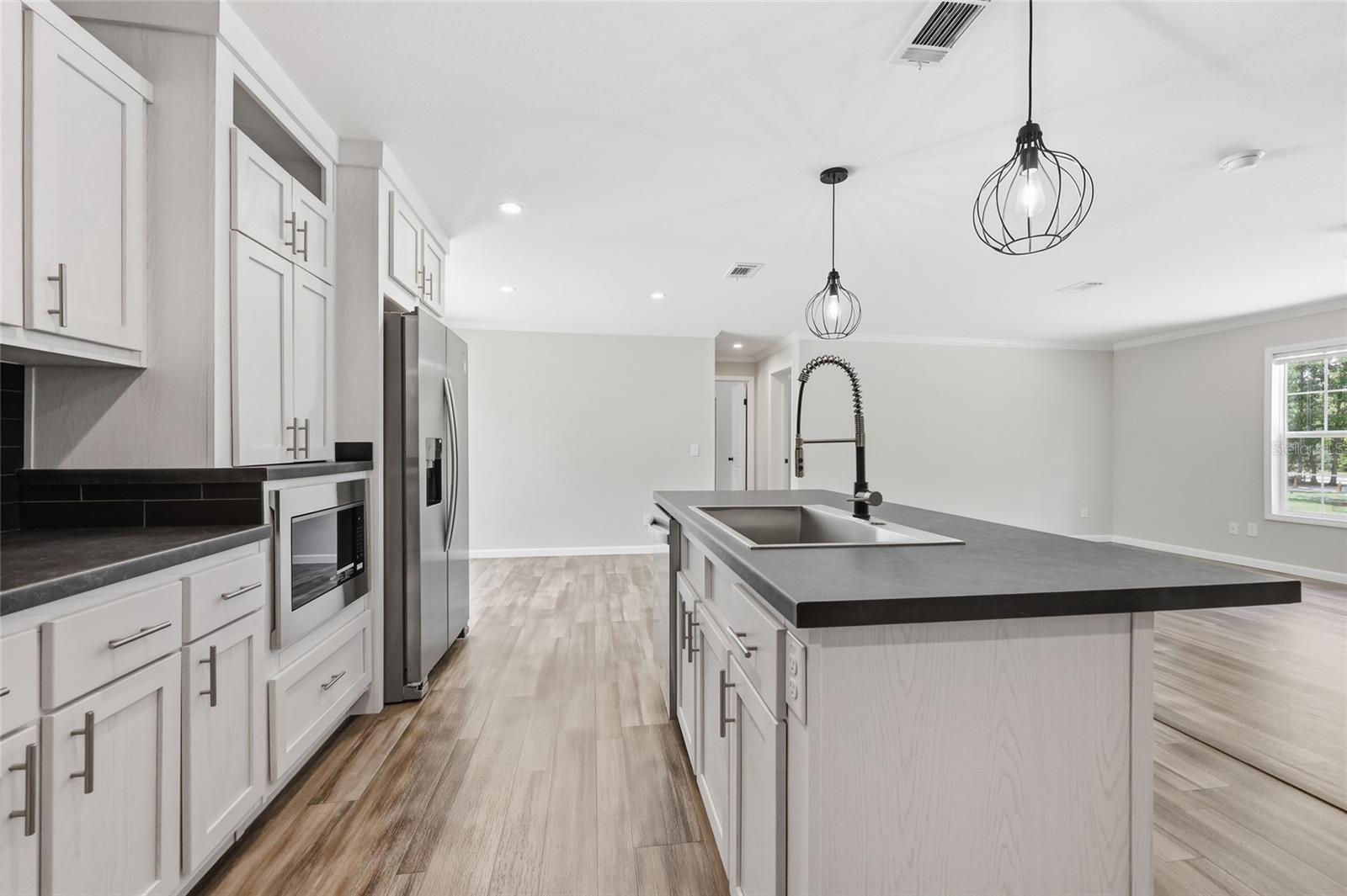 672 SW NEWARK DR, FORT WHITE, FL, 32038