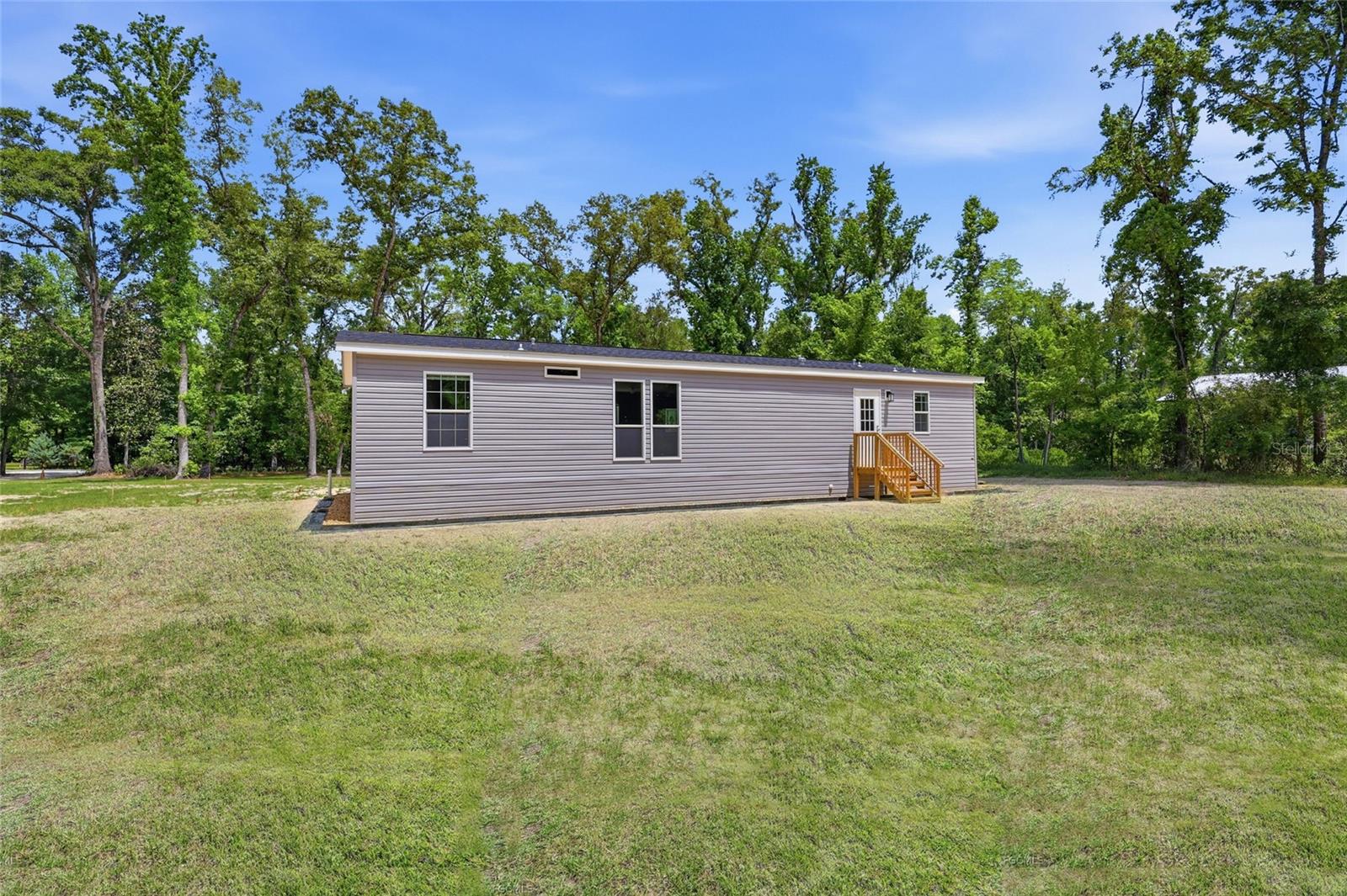 672 SW NEWARK DR, FORT WHITE, FL, 32038