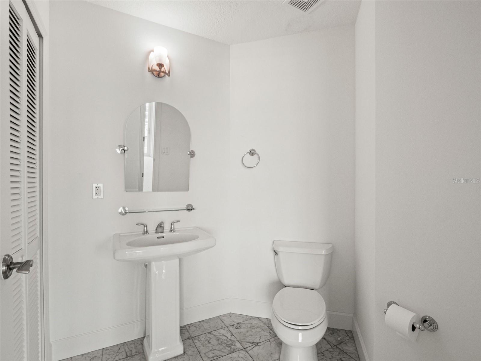 100 S EOLA DR #1609, ORLANDO, FL, 32801
