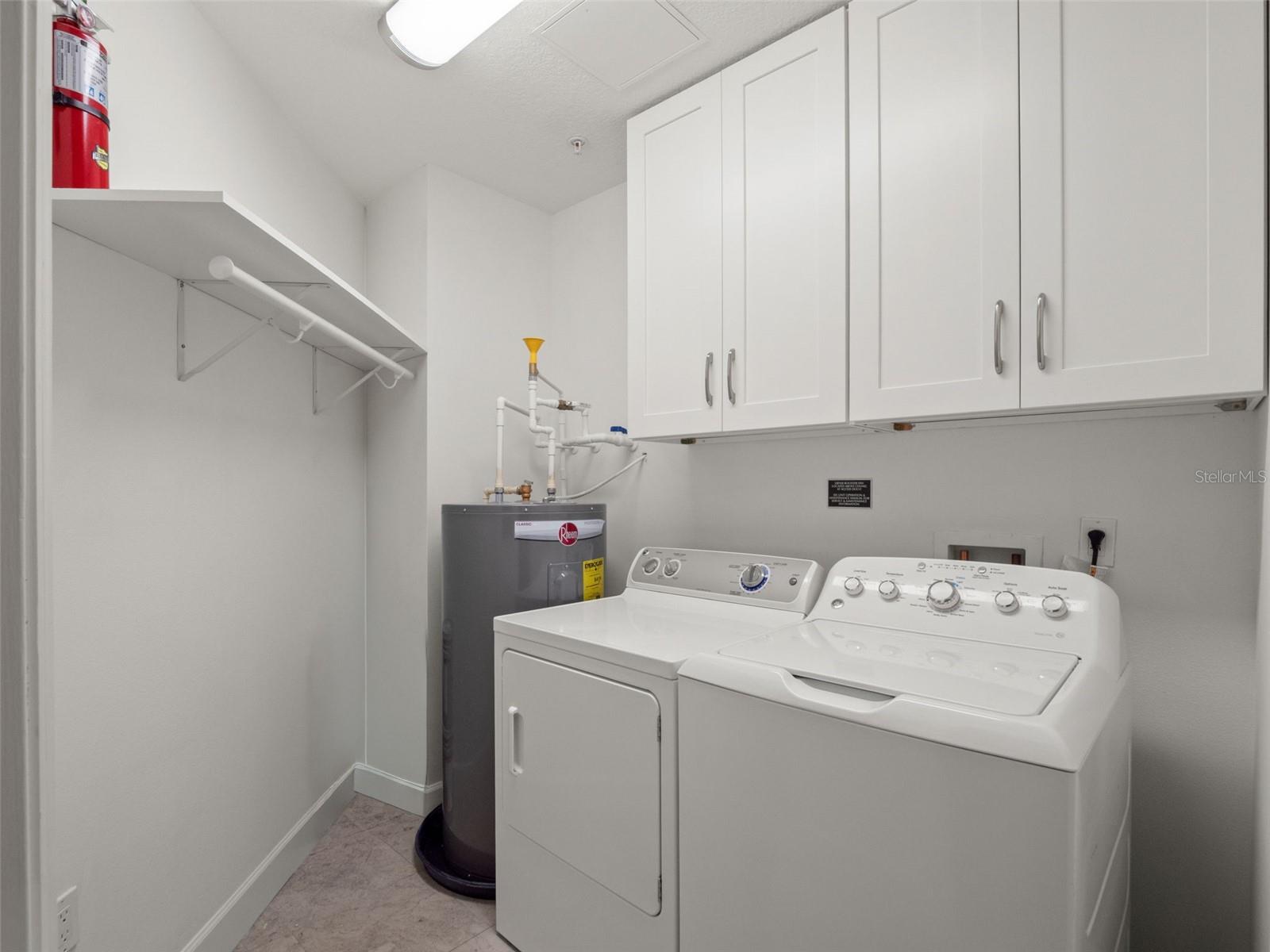 100 S EOLA DR #1609, ORLANDO, FL, 32801