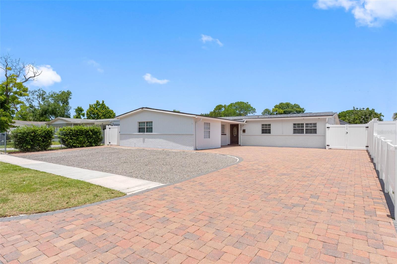 6033 AMBASSADOR DR, TAMPA, FL, 33615