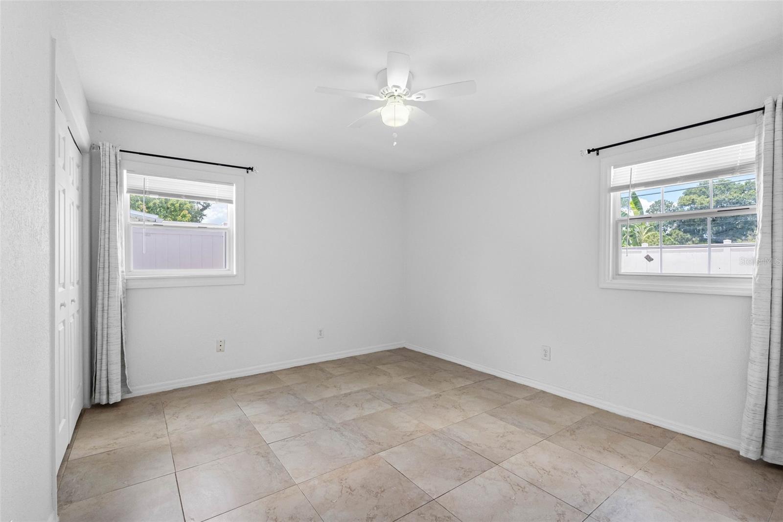 6033 AMBASSADOR DR, TAMPA, FL, 33615