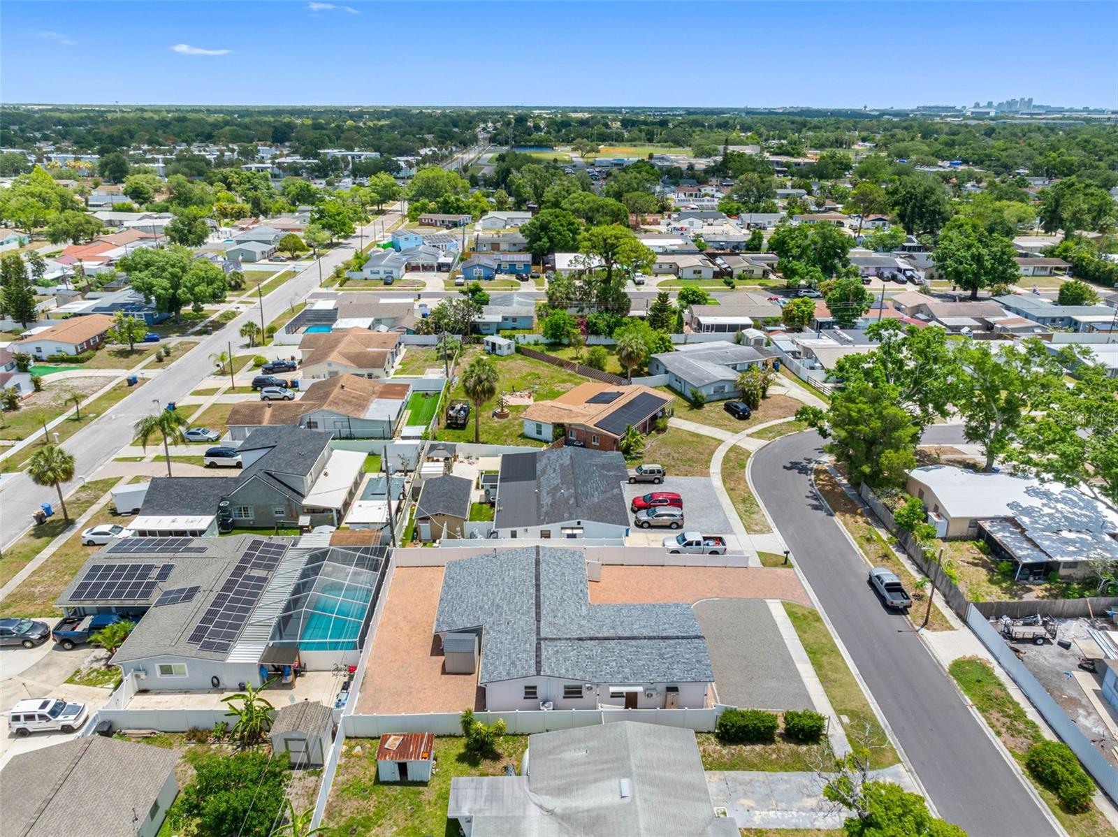 6033 AMBASSADOR DR, TAMPA, FL, 33615