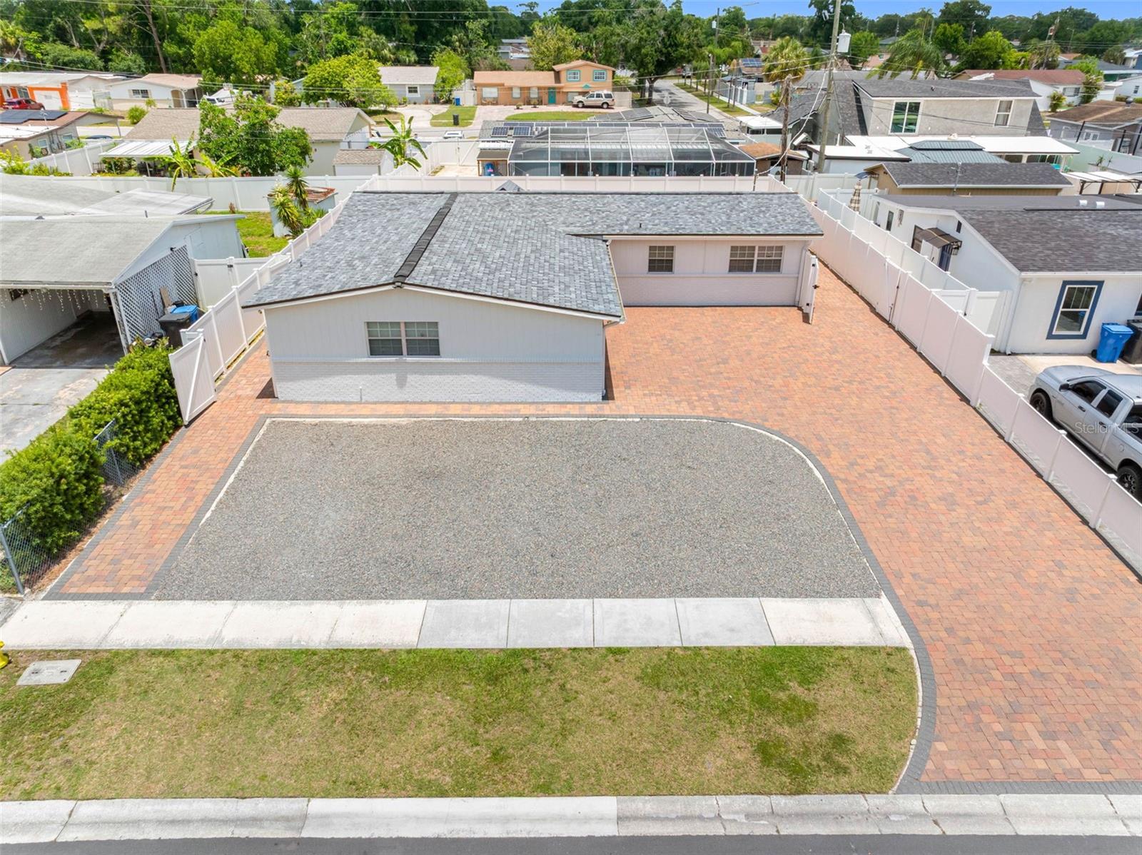 6033 AMBASSADOR DR, TAMPA, FL, 33615