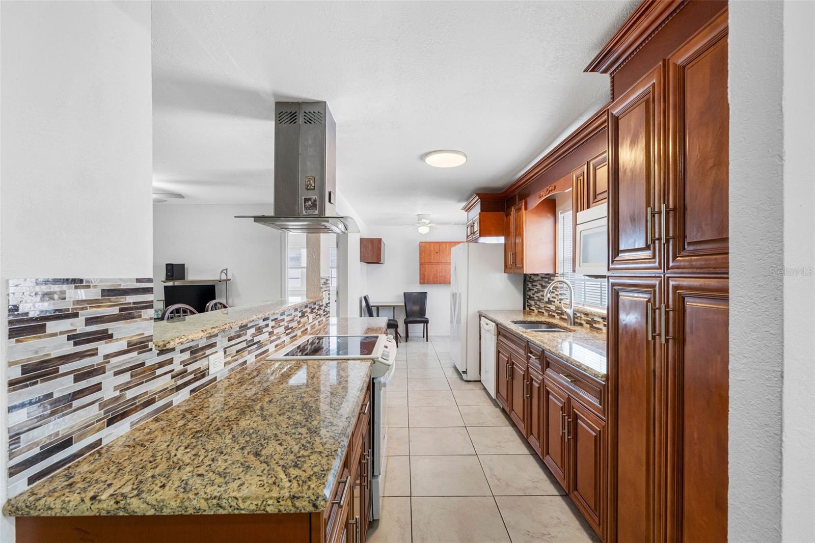 6033 AMBASSADOR DR, TAMPA, FL, 33615