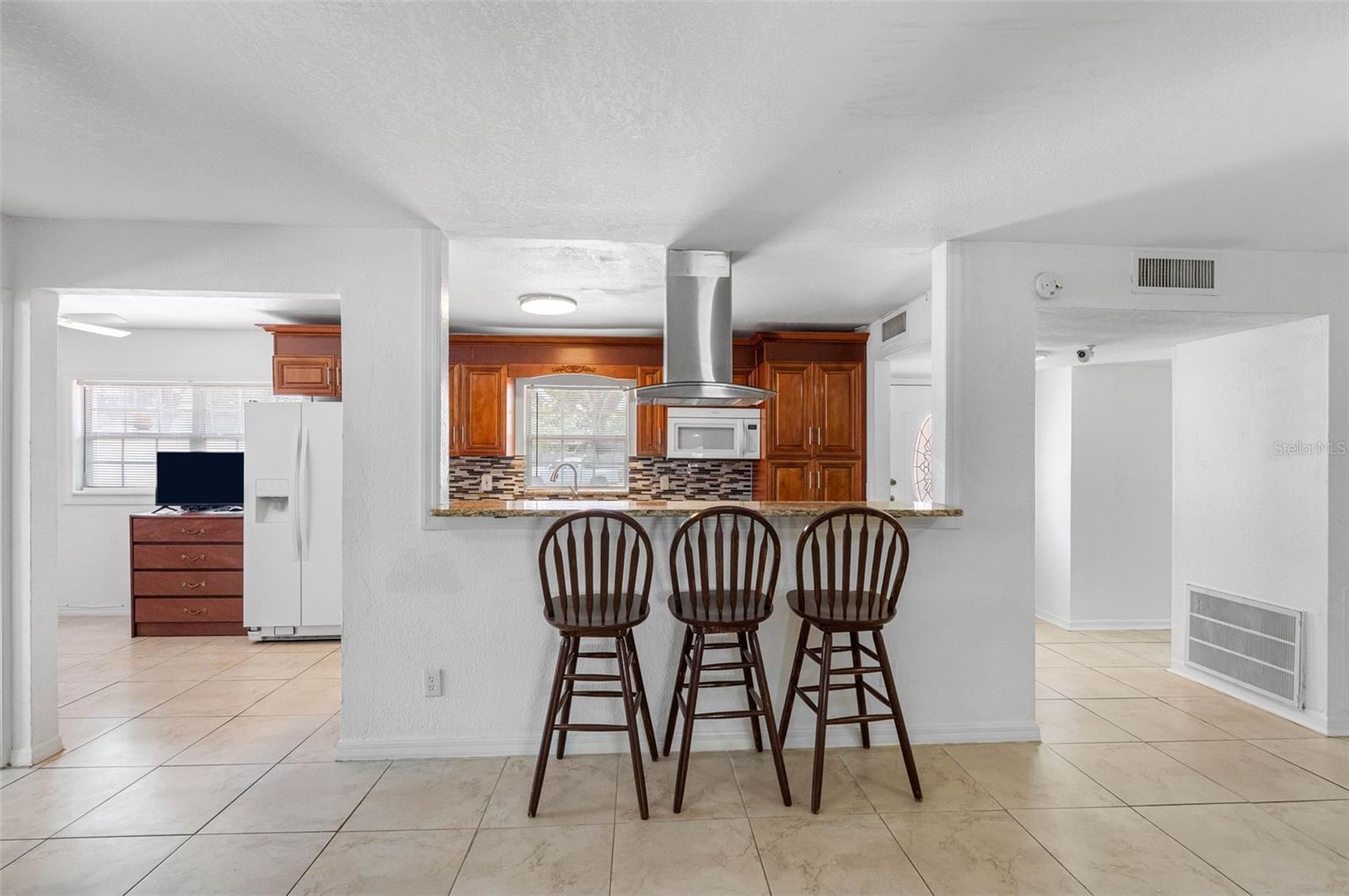 6033 AMBASSADOR DR, TAMPA, FL, 33615